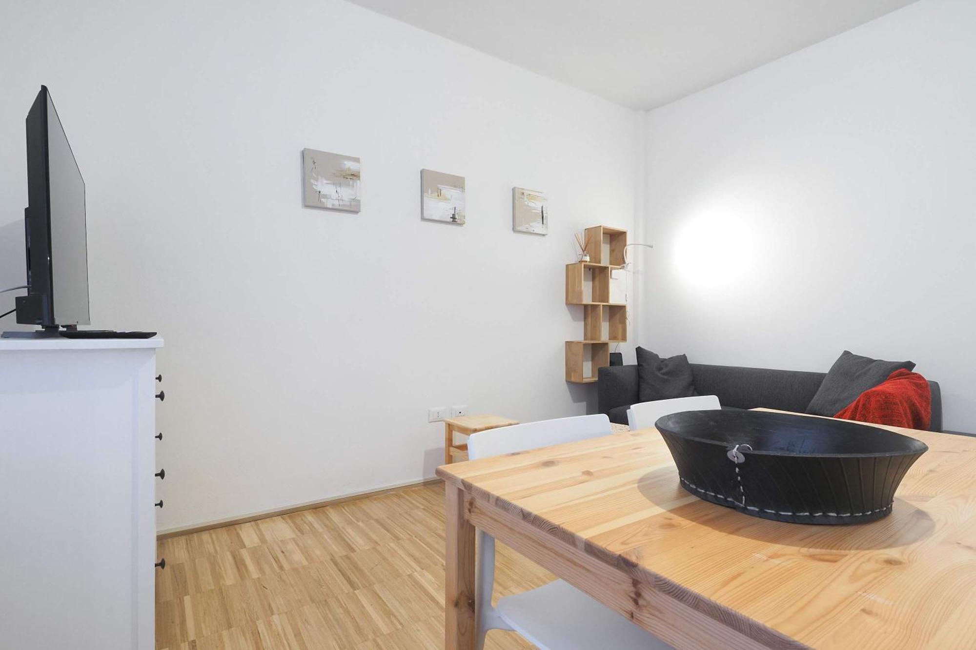 Brand New Flat Close To Sempione Garibaldi *