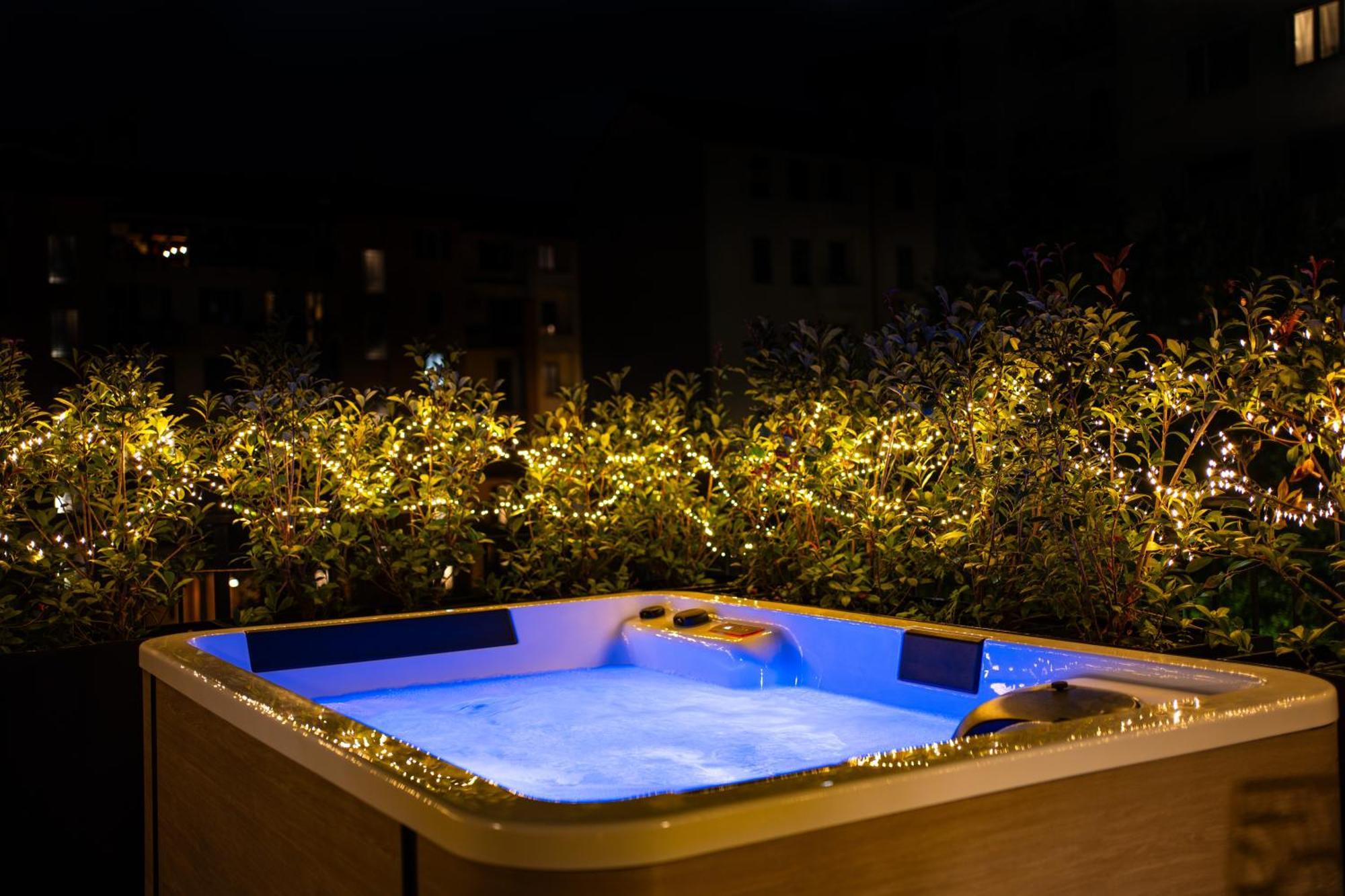 Apartamento Modigliani Terrace Jacuzzi Golden House
