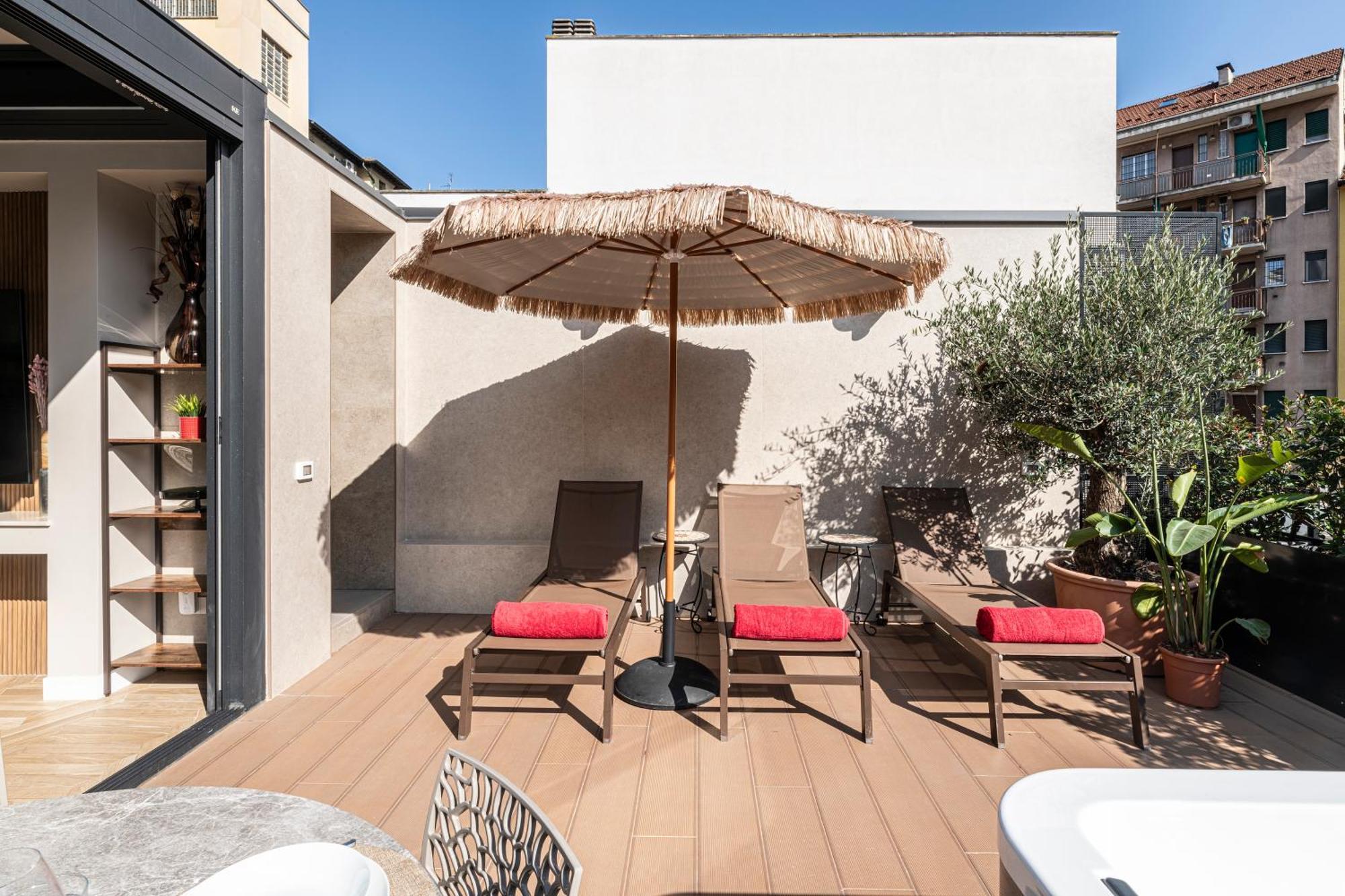 Apartamento Modigliani Terrace Jacuzzi Golden House *