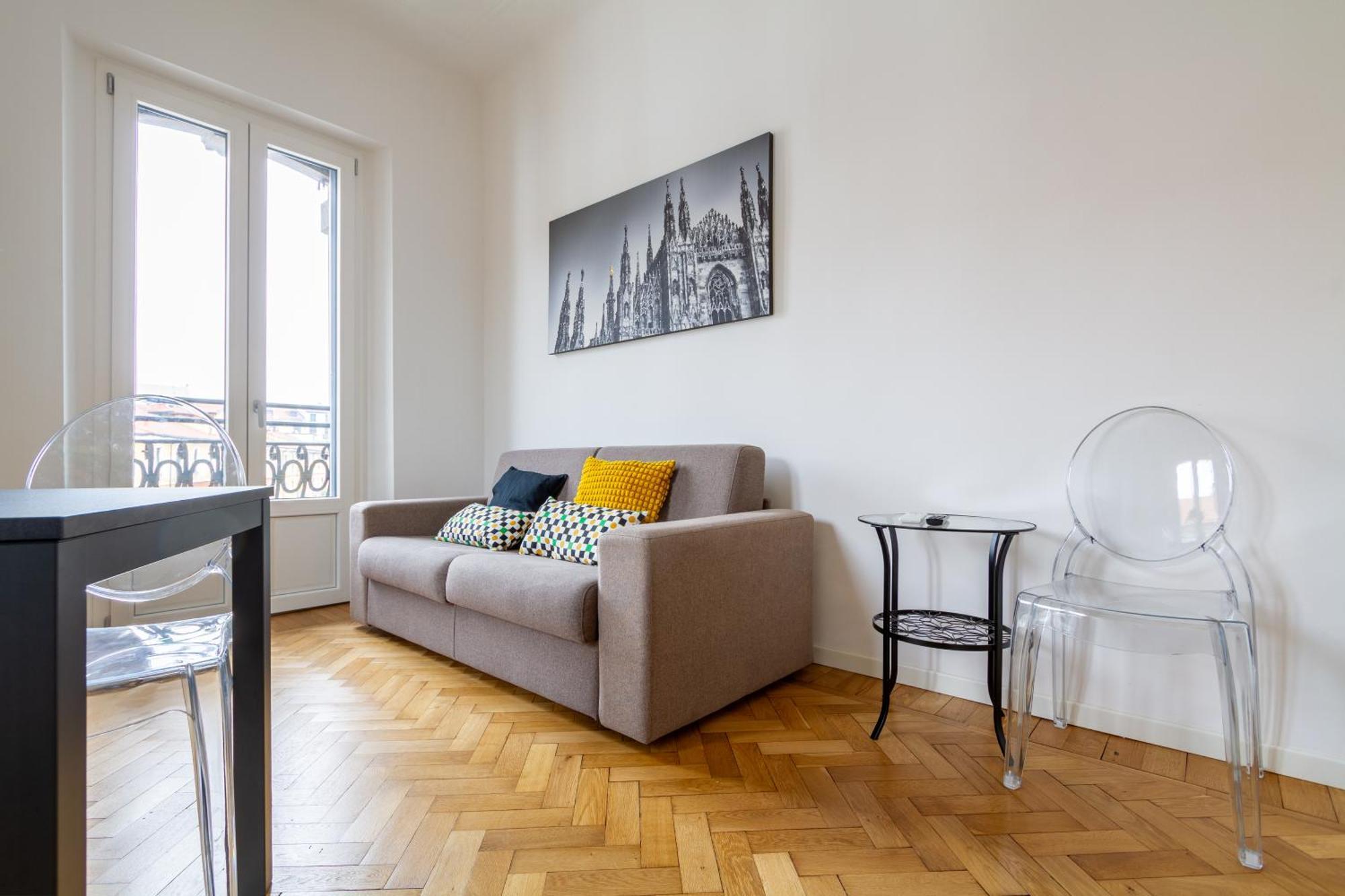 Apartment In Historic Building- Porta Venezia Milan
