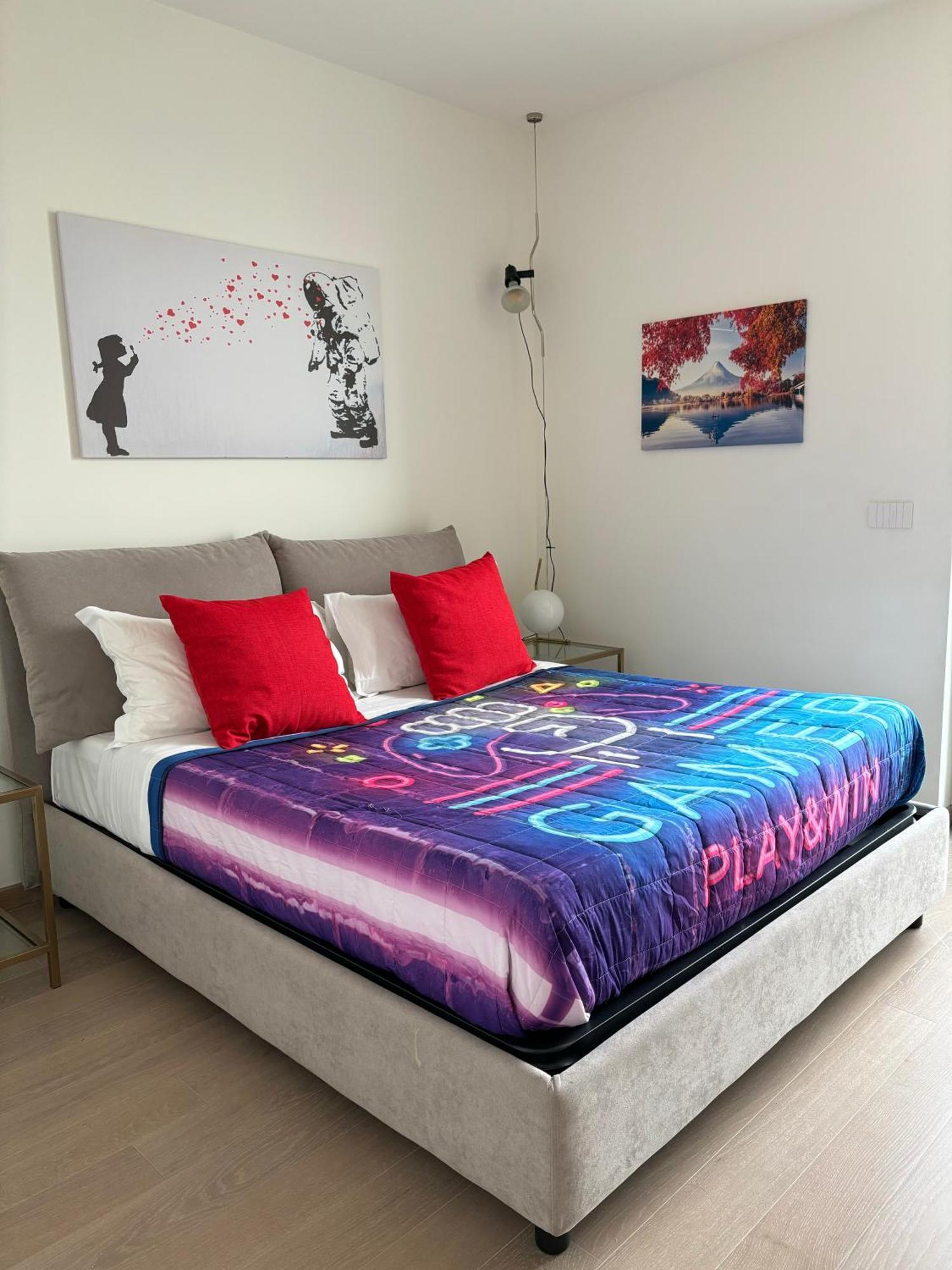 Torre Skyview Gym Pool & Rooftop Apartment Milan