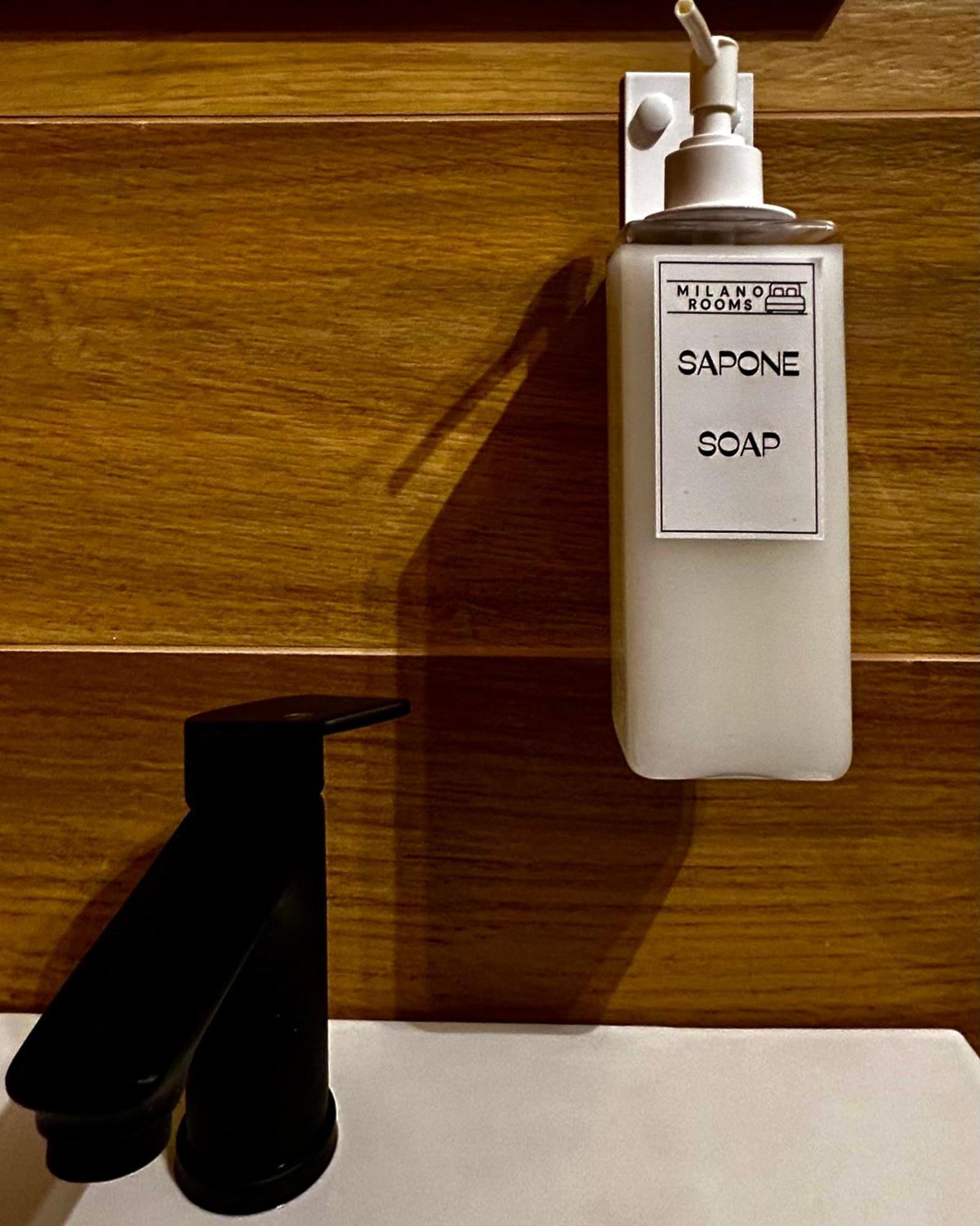 Acomodação com café da manhã  Con Bagno Privato 05 *