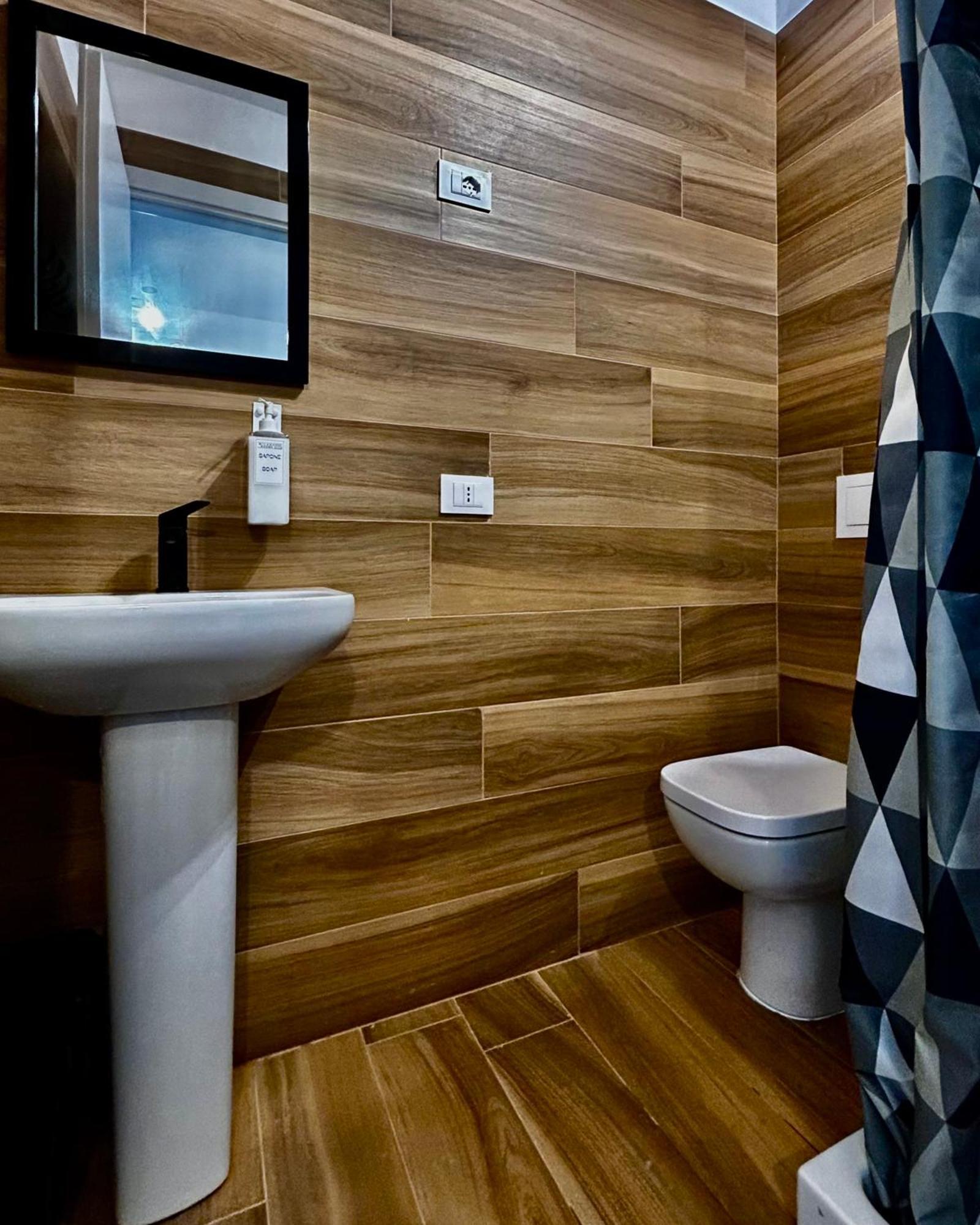 Acomodação com café da manhã  Con Bagno Privato 05 Milão