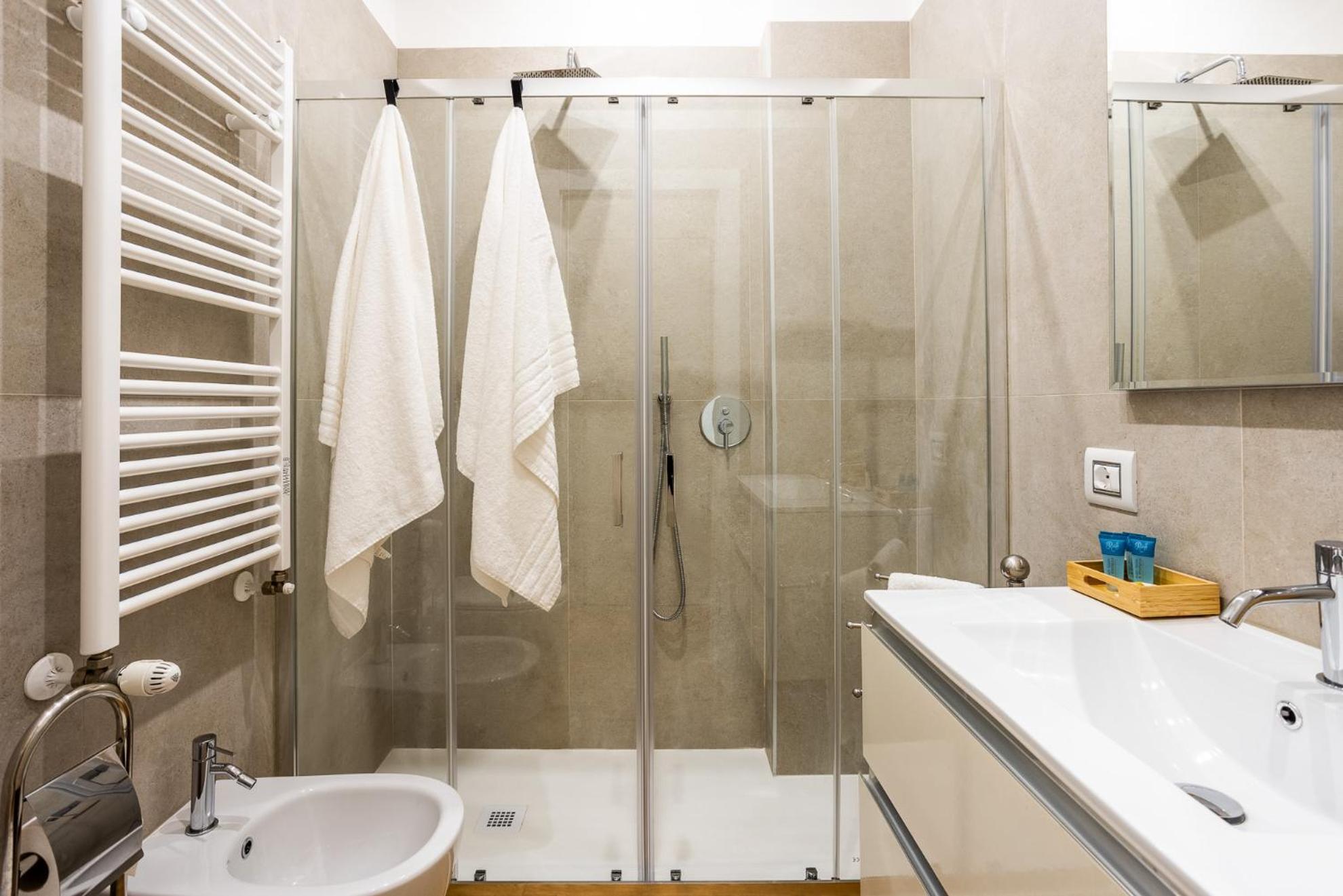 Duomo 9 - Luxury Modern Loft Apartment Milan