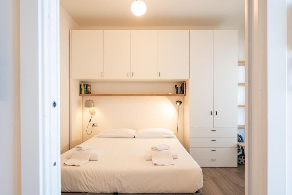 Moderno Bilocale Sui Navigli - Mirable Pm Apartment Milan