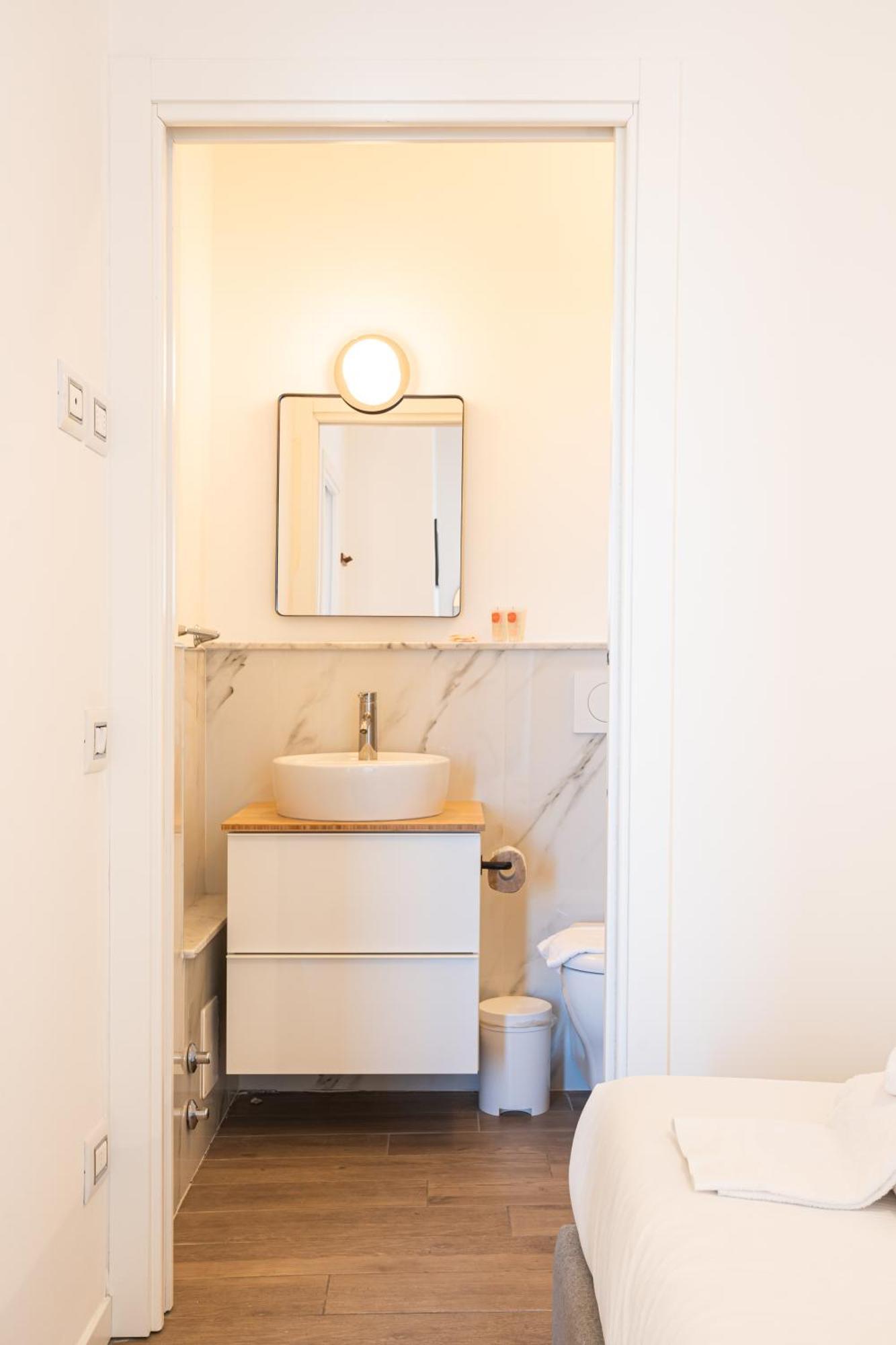 Moderno Bilocale Sui Navigli - Mirable Pm Apartment Milan