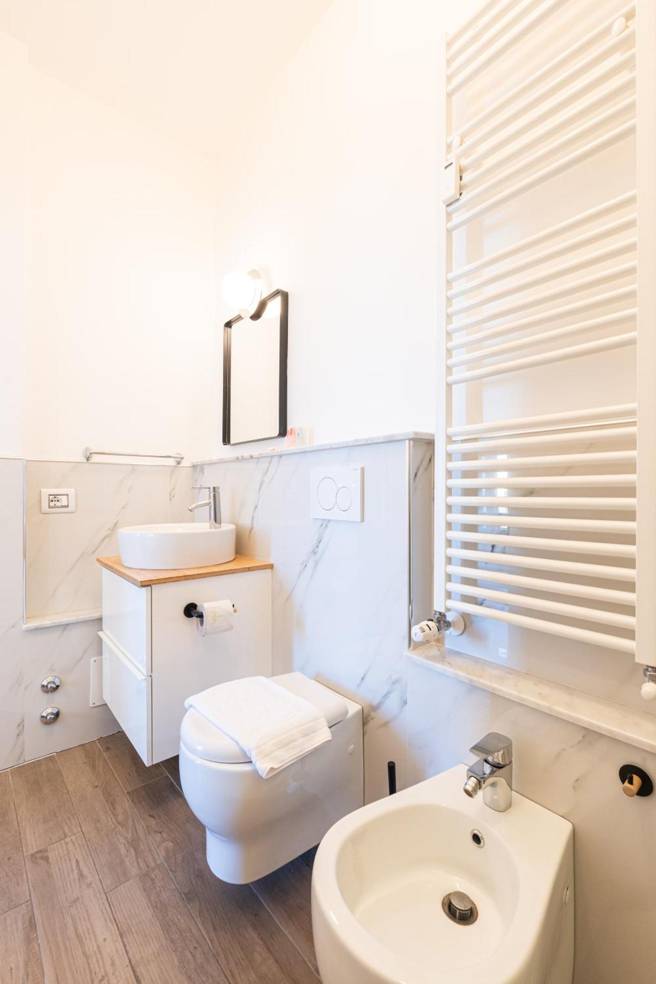 Moderno Bilocale Sui Navigli - Mirable Pm Apartment