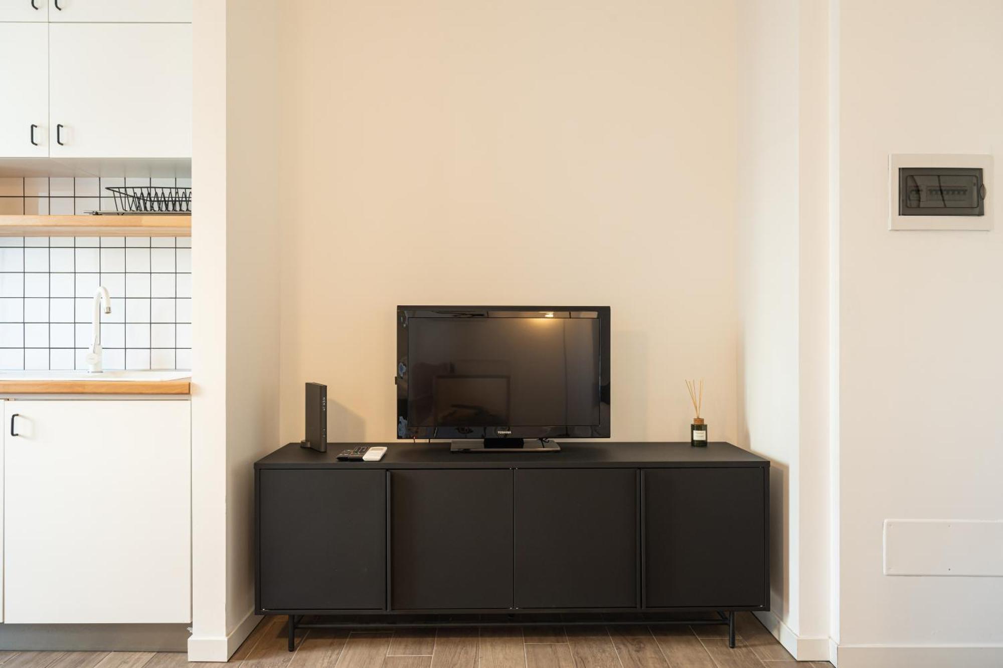 Moderno Bilocale Sui Navigli - Mirable Pm Apartment Milan