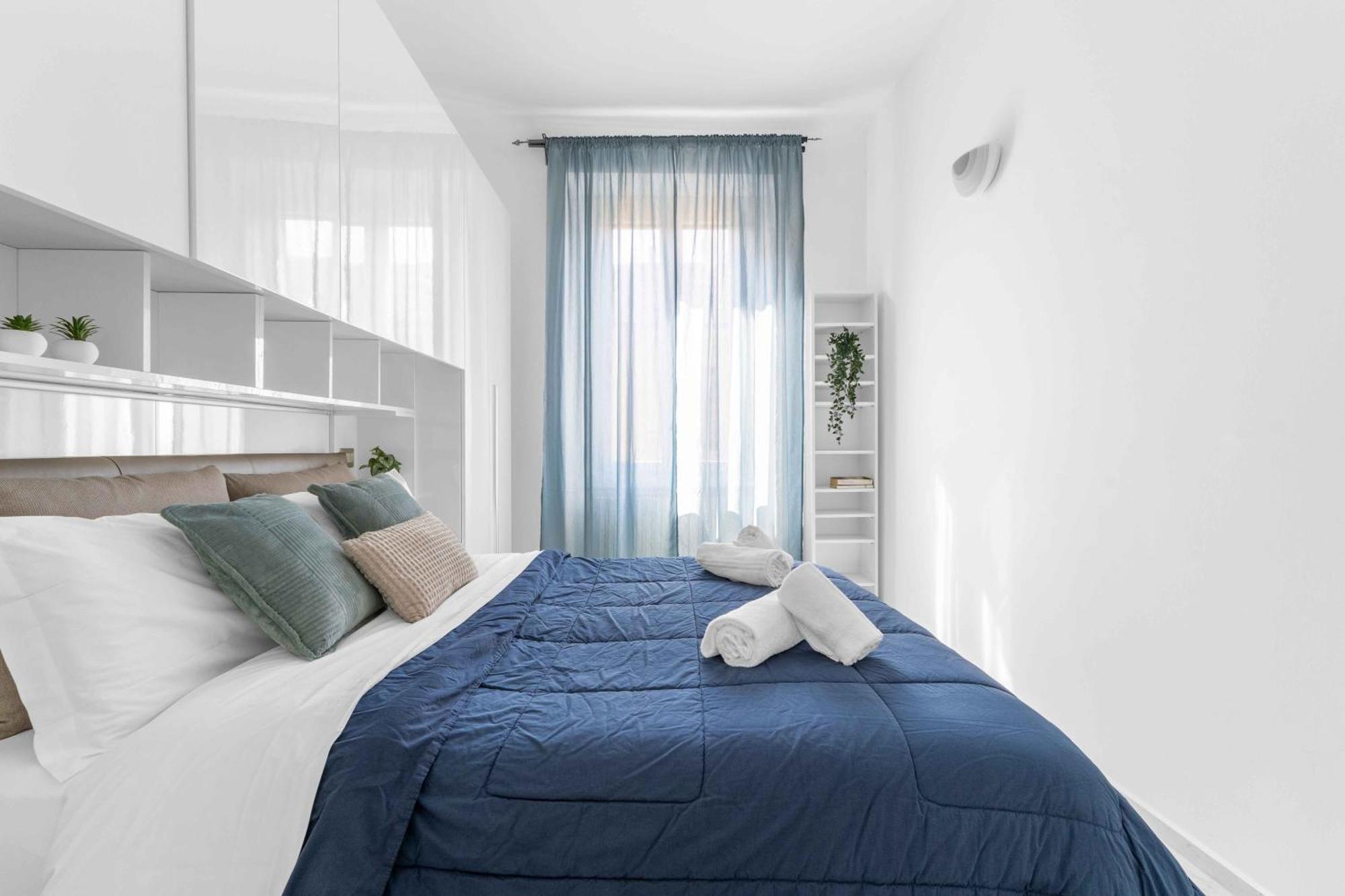 Apartment Bright Top-floor - 5mins Station Milan