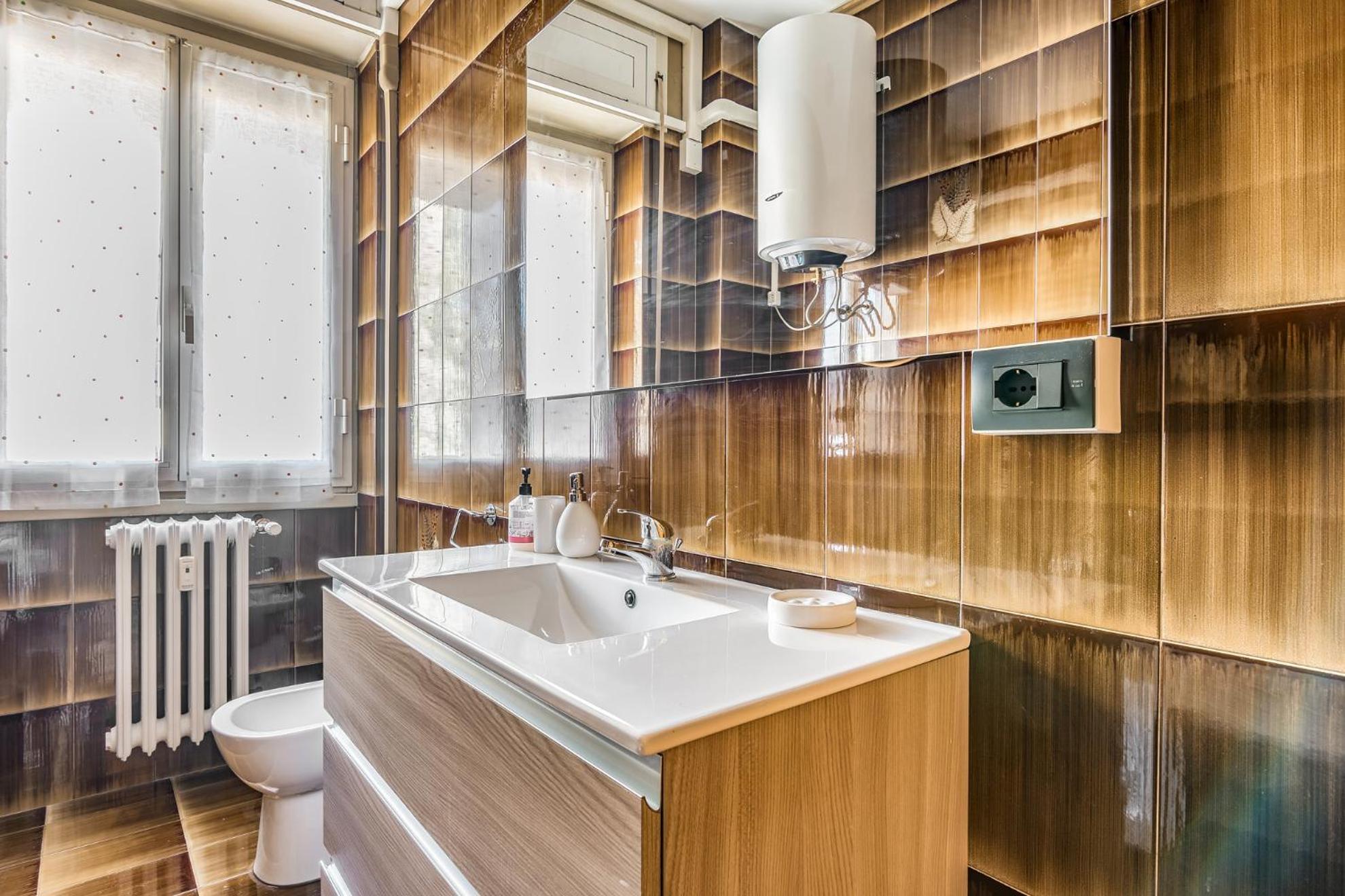 Apartment Via Morgantini 5 Pax Wi-fi Milan
