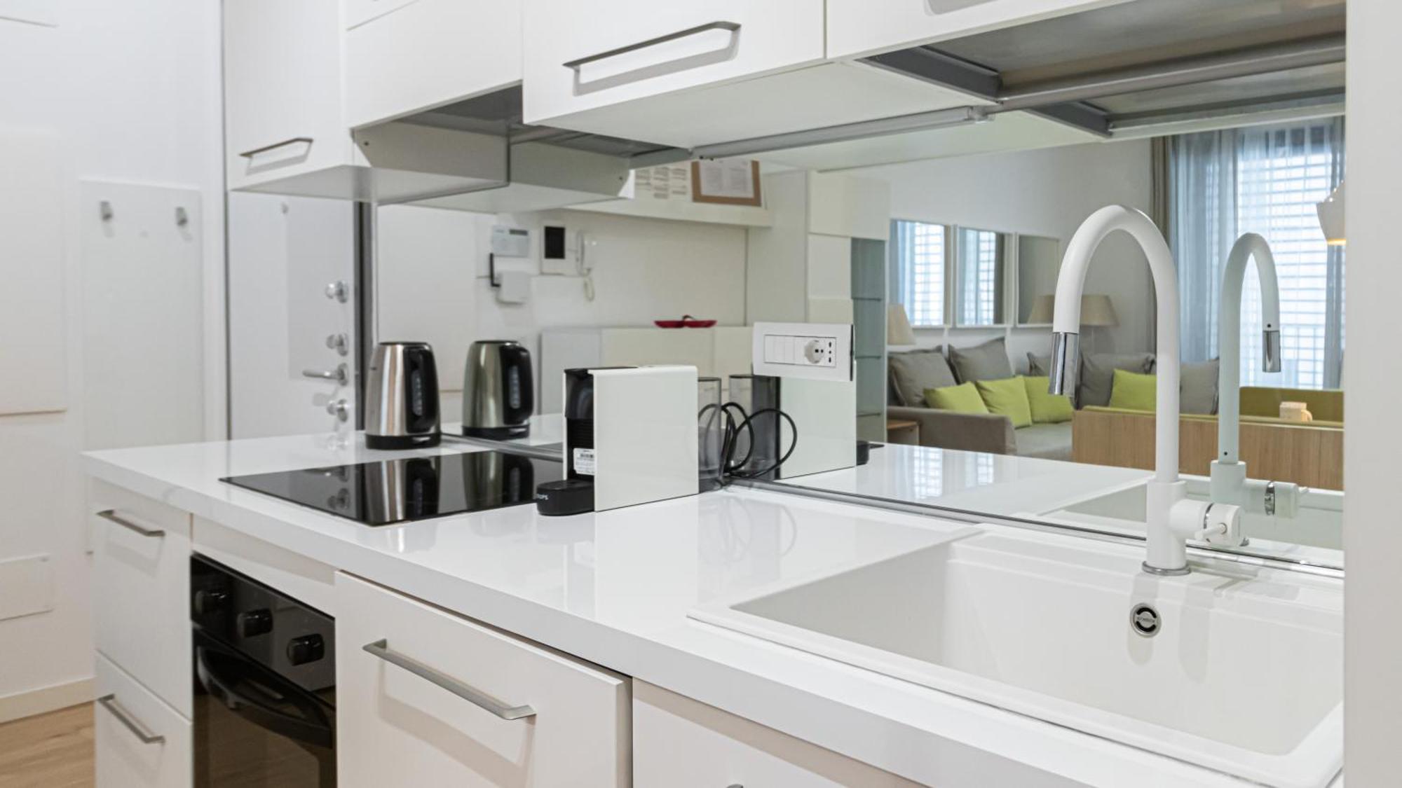 Italianway - Compagnoni 12 - Mirabel Apartment Milan