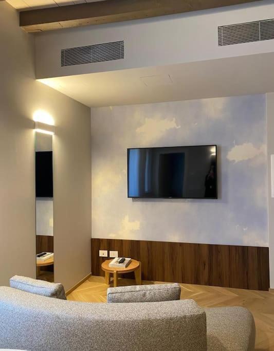 New And Modern Flat - San Vittore Washington