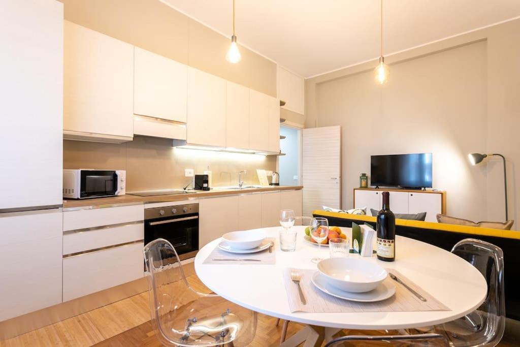 Co99 - New Two Bedrooms Washington * Milano