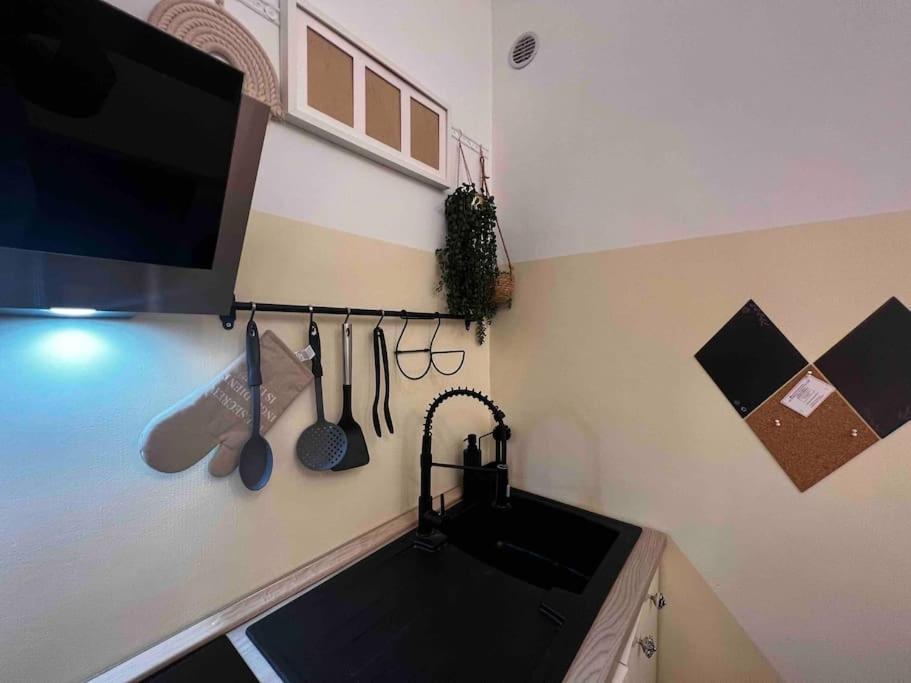 La Regina Delle Locazioni Ai Navigli Apartment *