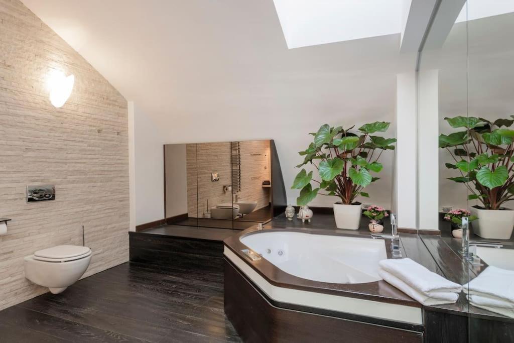 Piscina Interna Privata E A