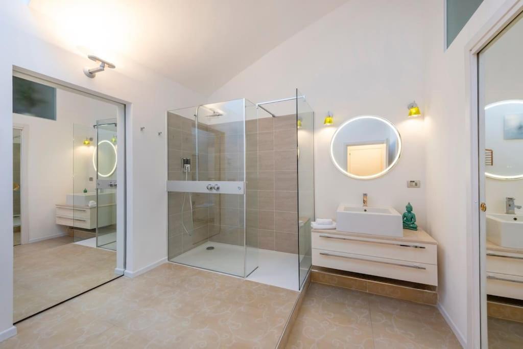 Piscina Interna Privata E A