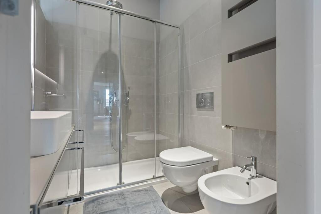 Easylife - Stylish Design In Fashion District Apartment Milan