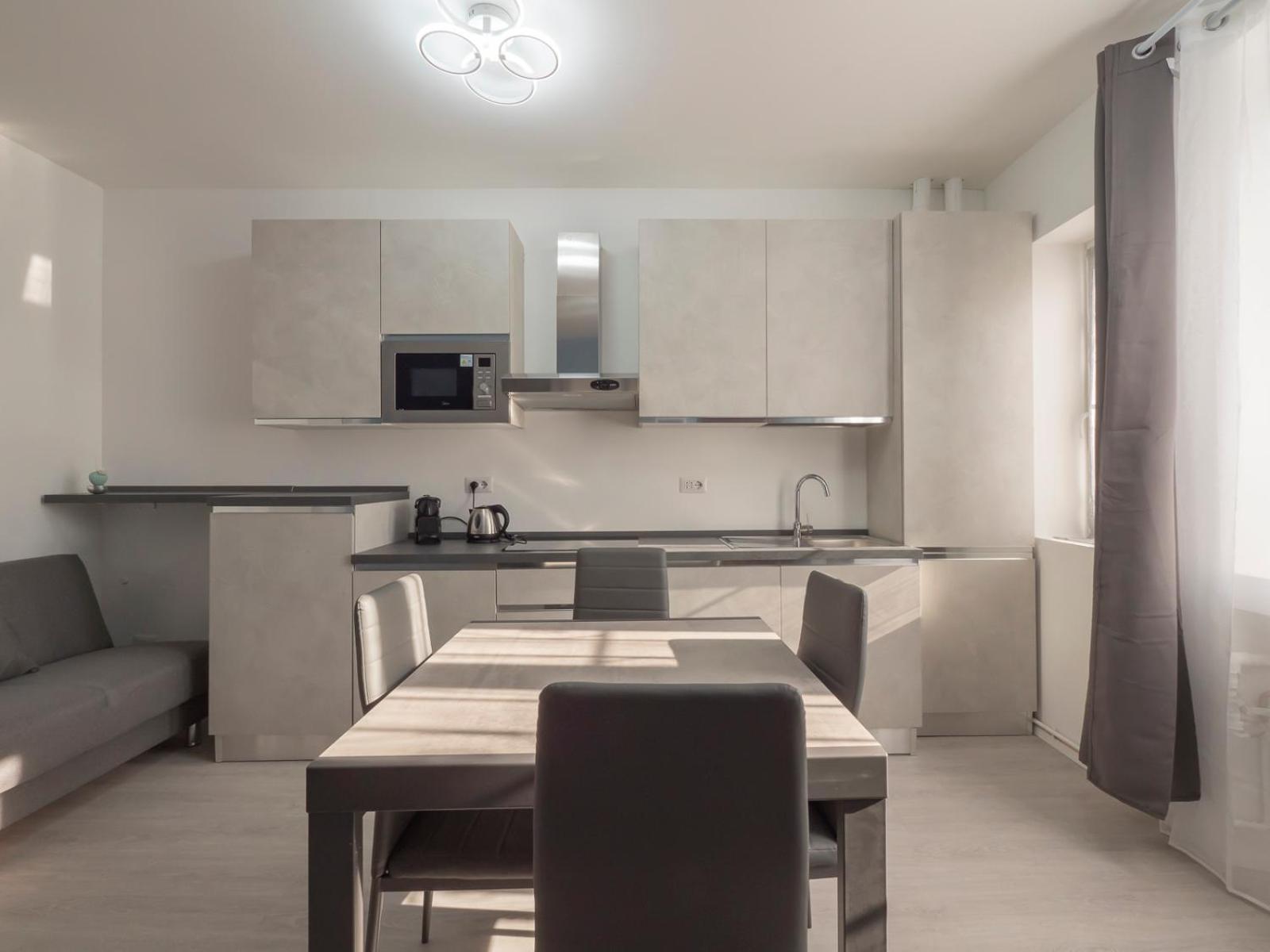 Apartment I Host - Ascanio Sforza 47