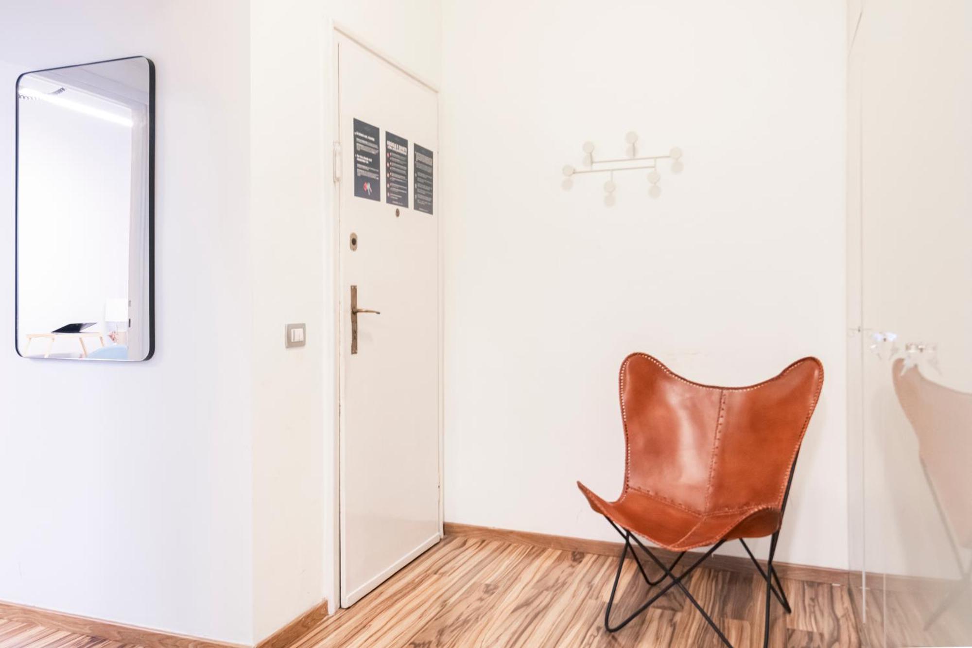 Easylife - Elegant 3 Mins From Duomo Milão