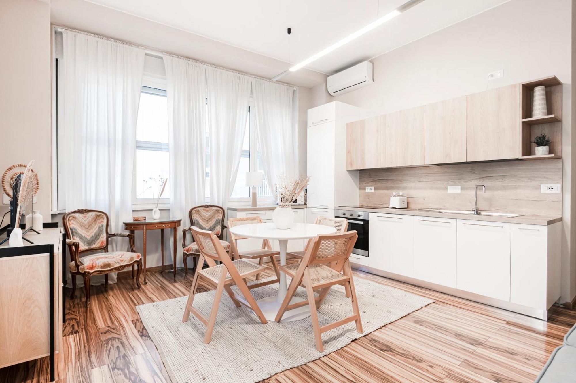 Easylife - Elegant 3 Mins From Duomo Apartamento Milão
