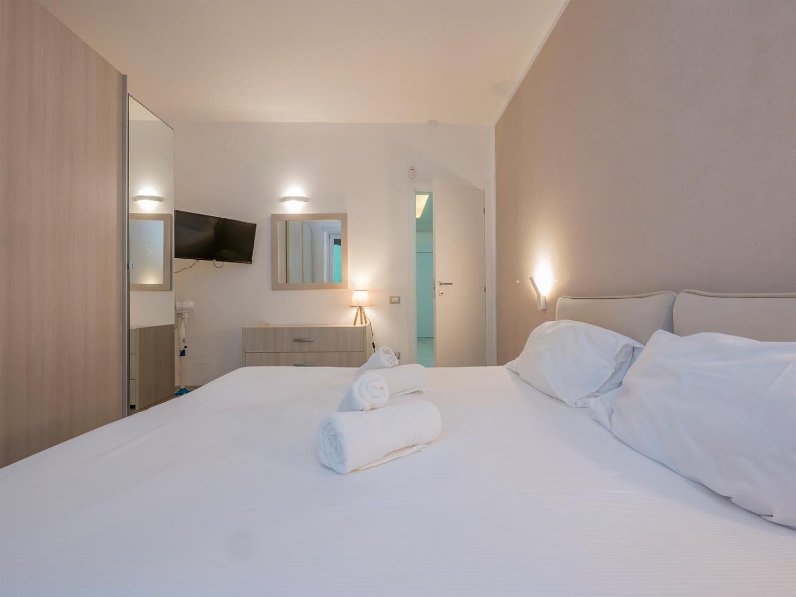I Host - Della Torre 9 Apartment *