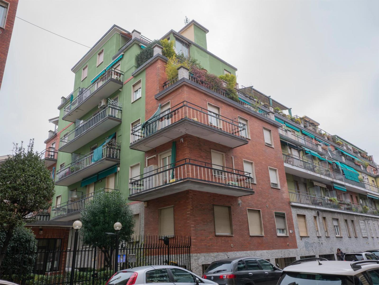 Apartment I Host - Della Torre 9 *