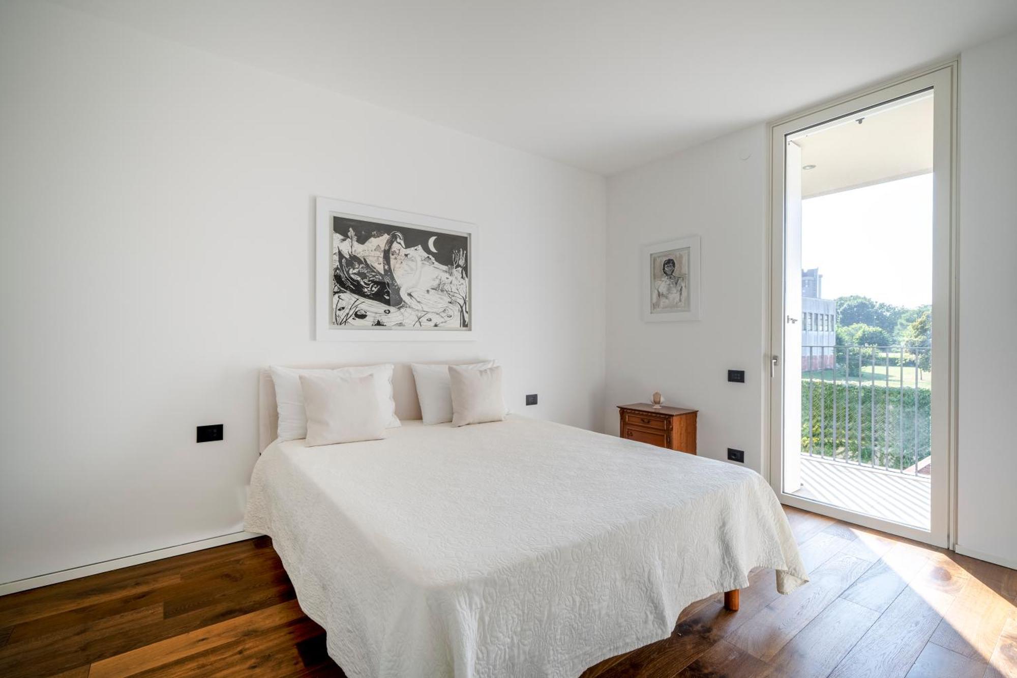 Bianca B.home Milan