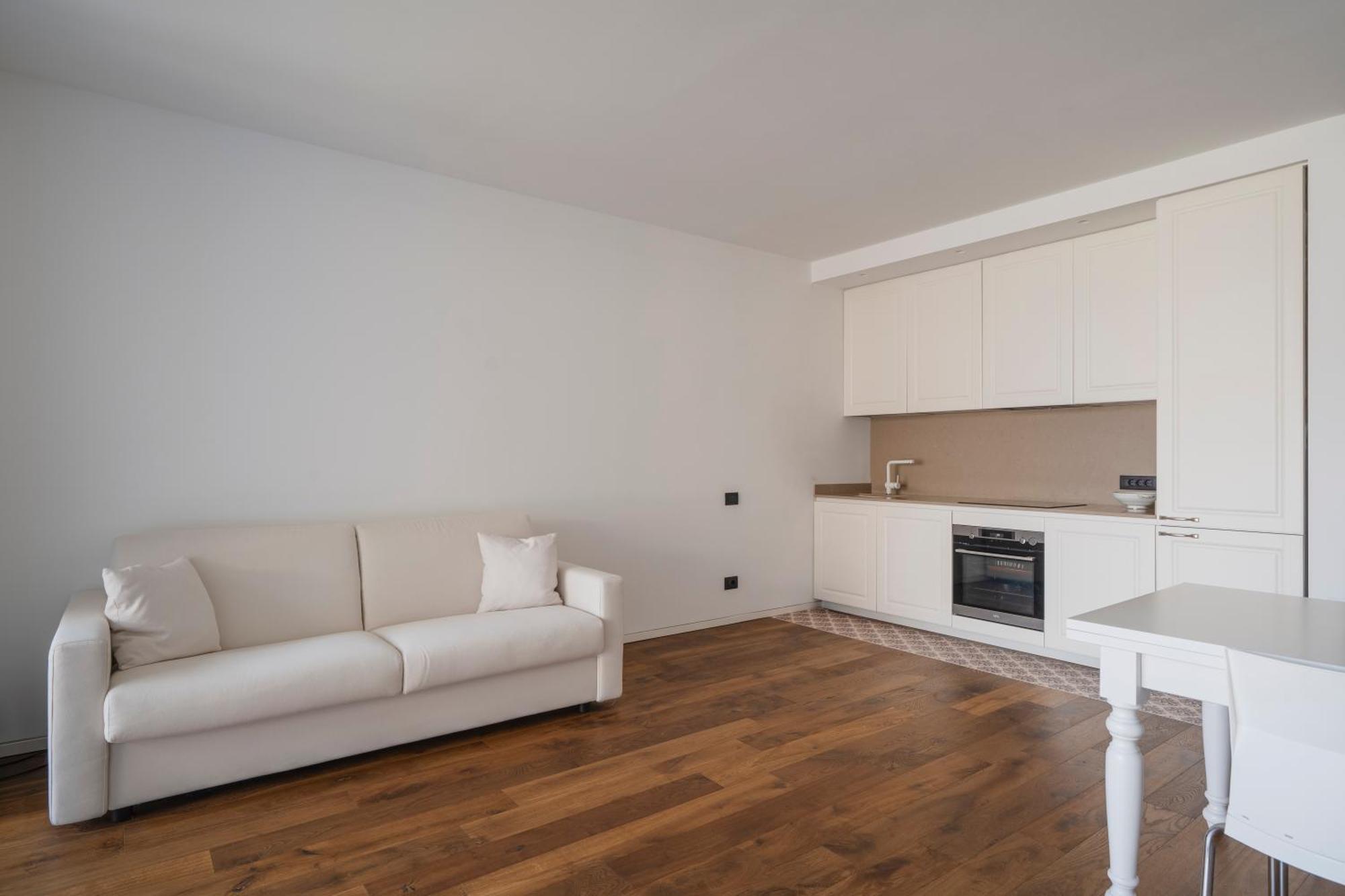 Apartment Bianca B.home Milan