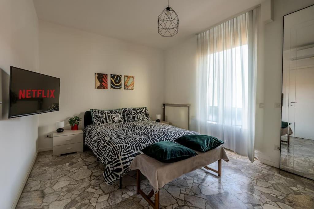 Station-duomo - 3 Bedrooms With Jacuzzi * Milan