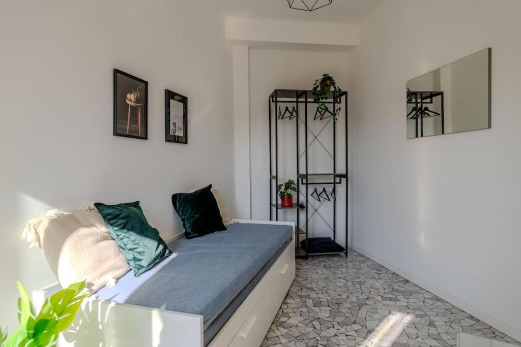 Apartment Station-duomo - 3 Bedrooms With Jacuzzi *