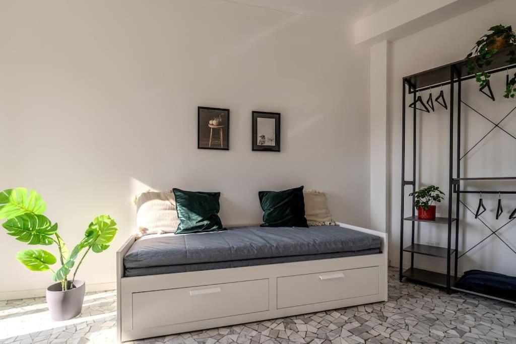 Station-duomo - 3 Bedrooms With Jacuzzi Apartment Milan