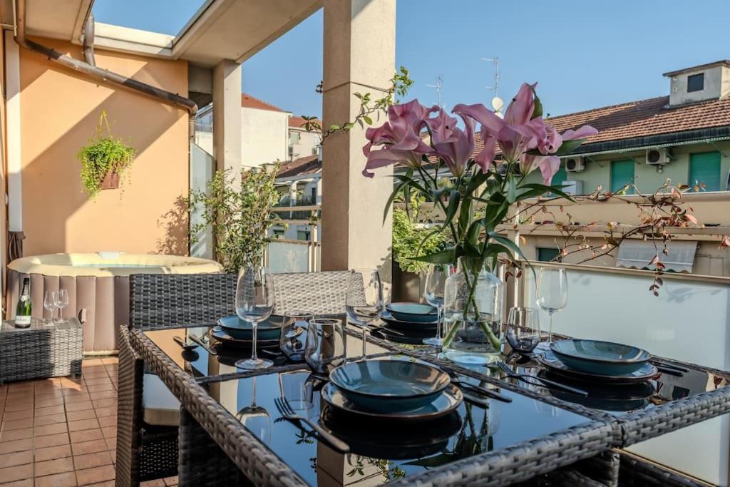 Station-duomo - 3 Bedrooms With Jacuzzi Milan