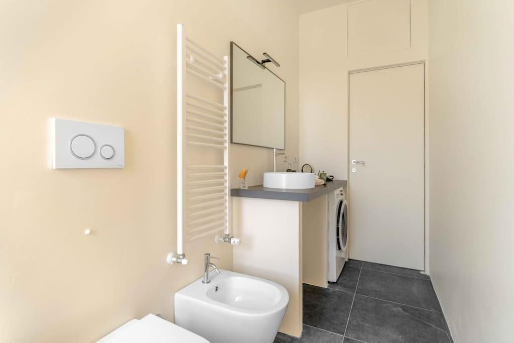 Apartment Three-room - Navigli Area Con Ac Milan