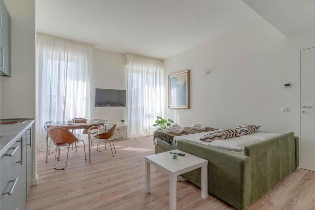 Three-room - Navigli Area Con Ac Apartment *