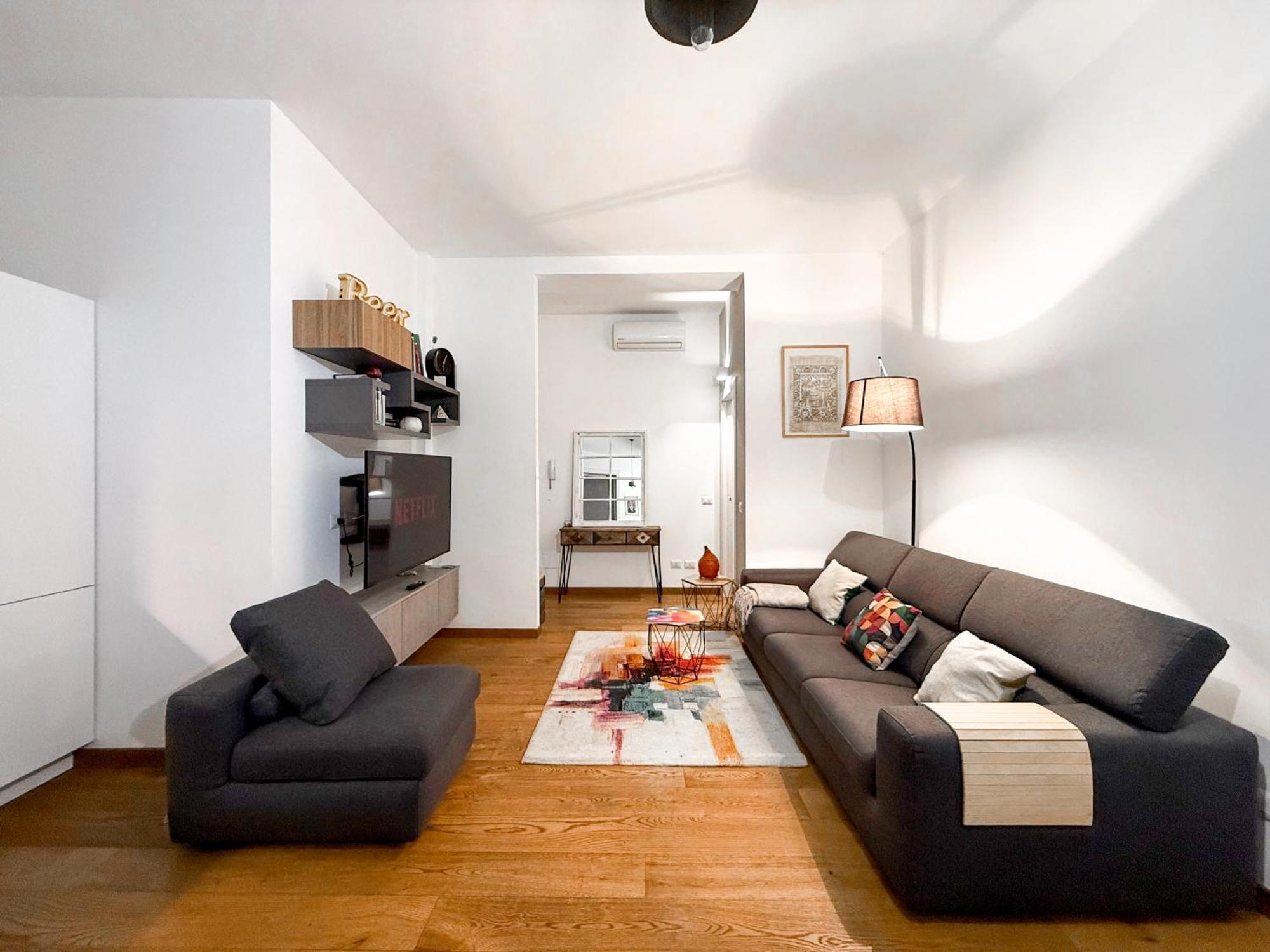 Apartment Trilocale Ampio E Luminoso, A 150m Dalla Metro *