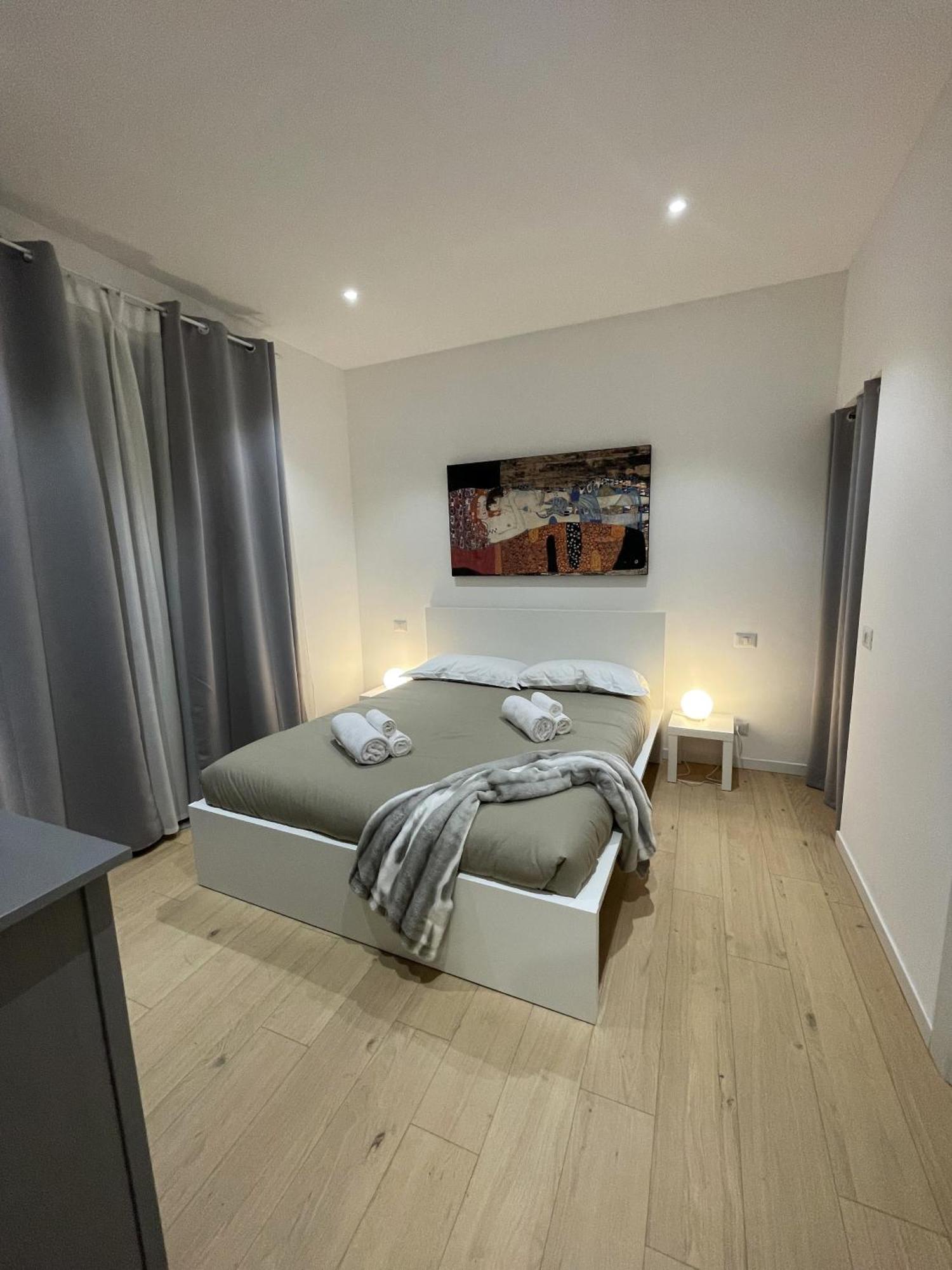 Via Giulio Cesare Procaccini 69 Sub 28 - Sempione Luxury * Milan