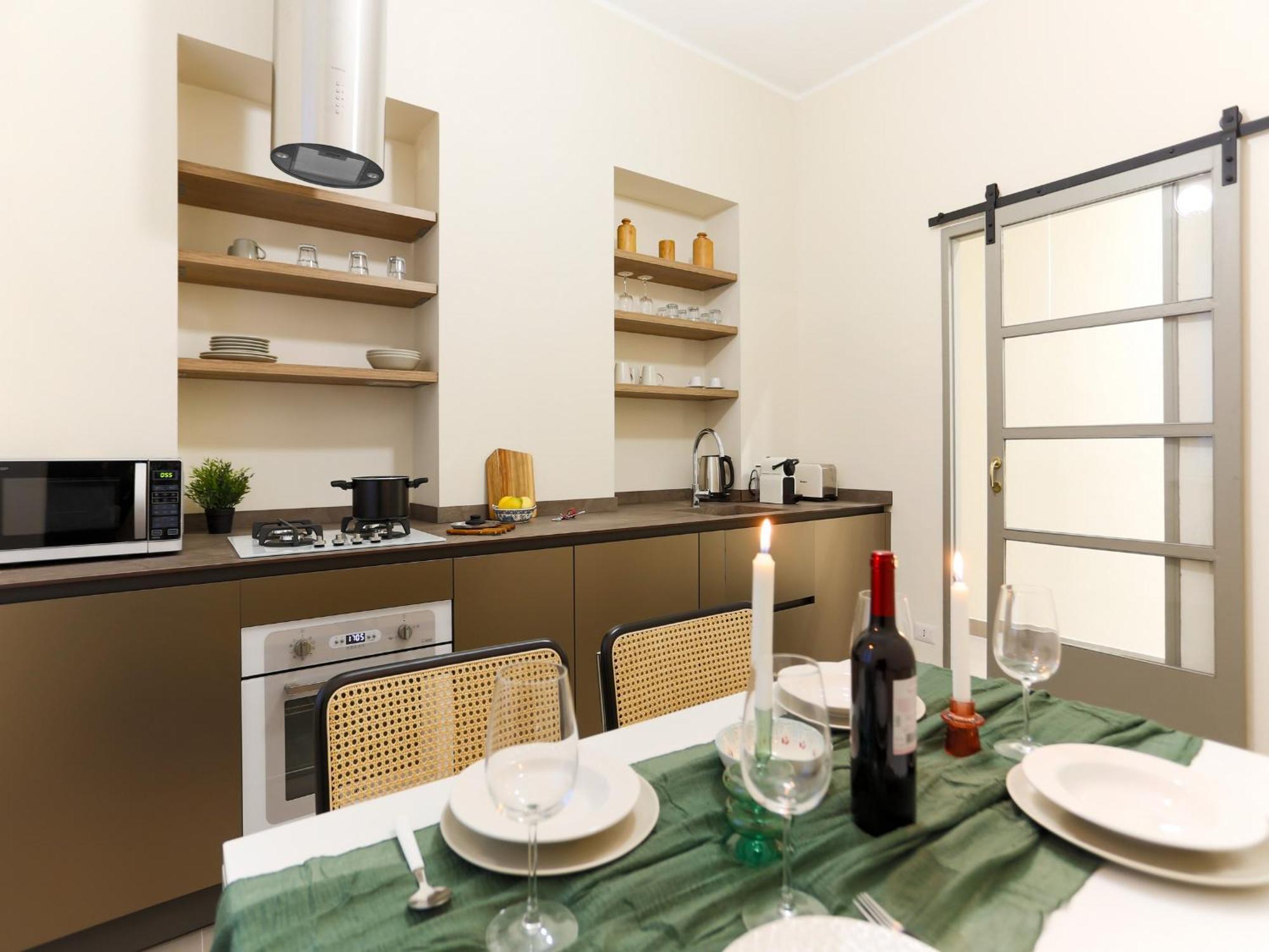 Apartment The Rent - Bright One Bedroom With Balcony In Moscova