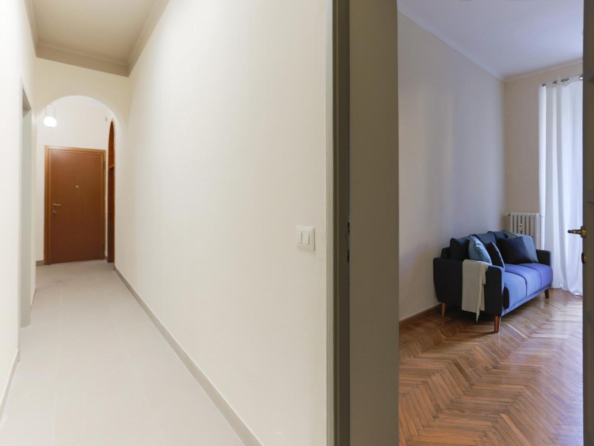 The Rent - Bright One Bedroom With Balcony In Moscova *