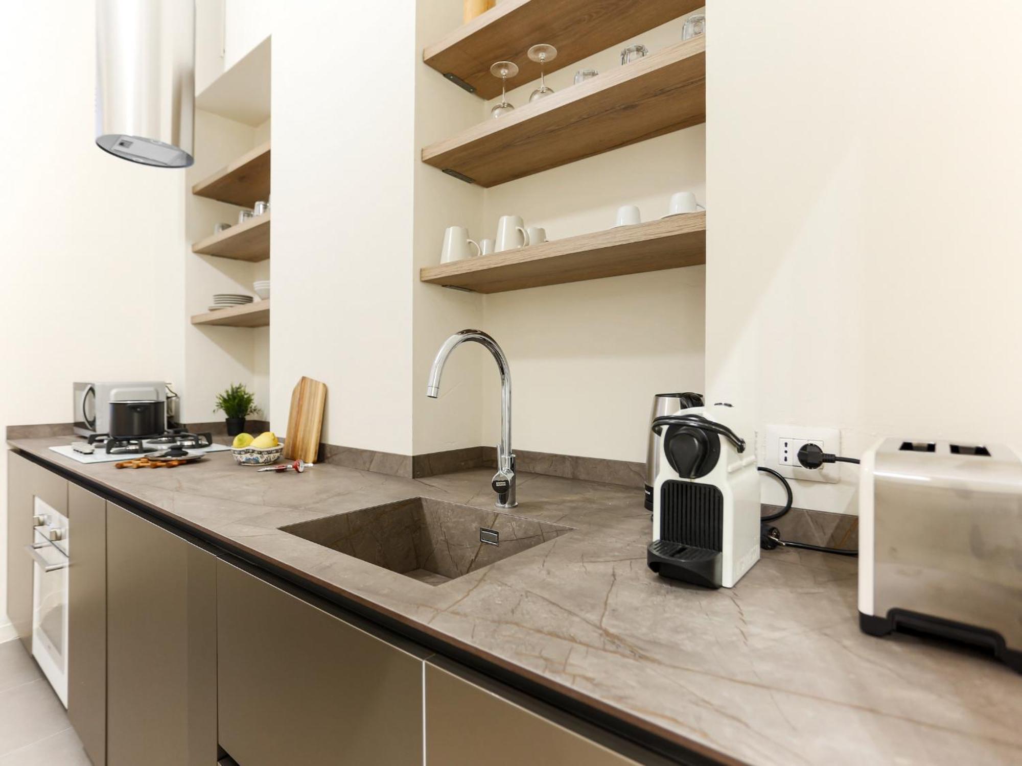Apartment The Rent - Bright One Bedroom With Balcony In Moscova