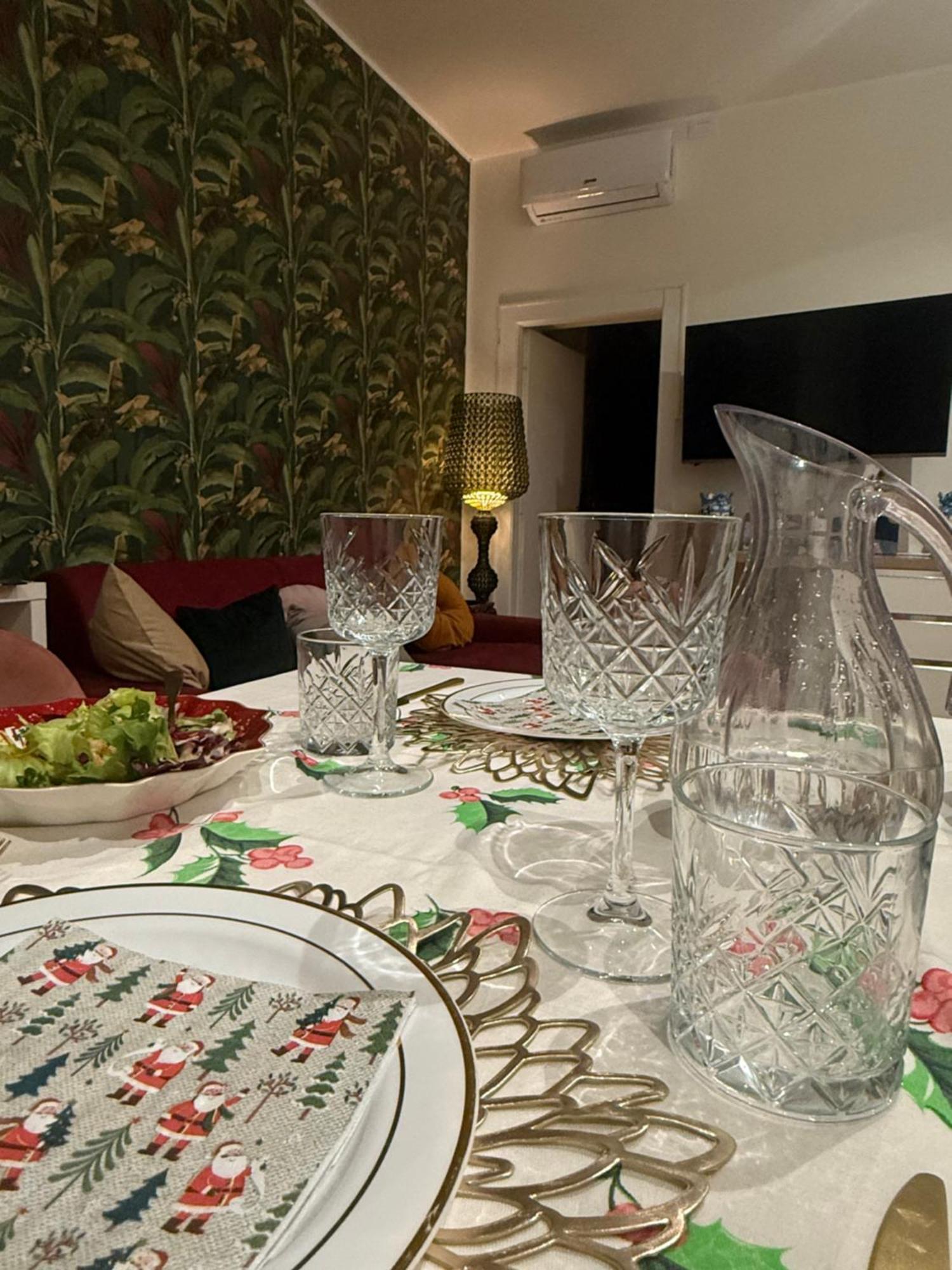Peony House - 10 Min Duomo Apartment *