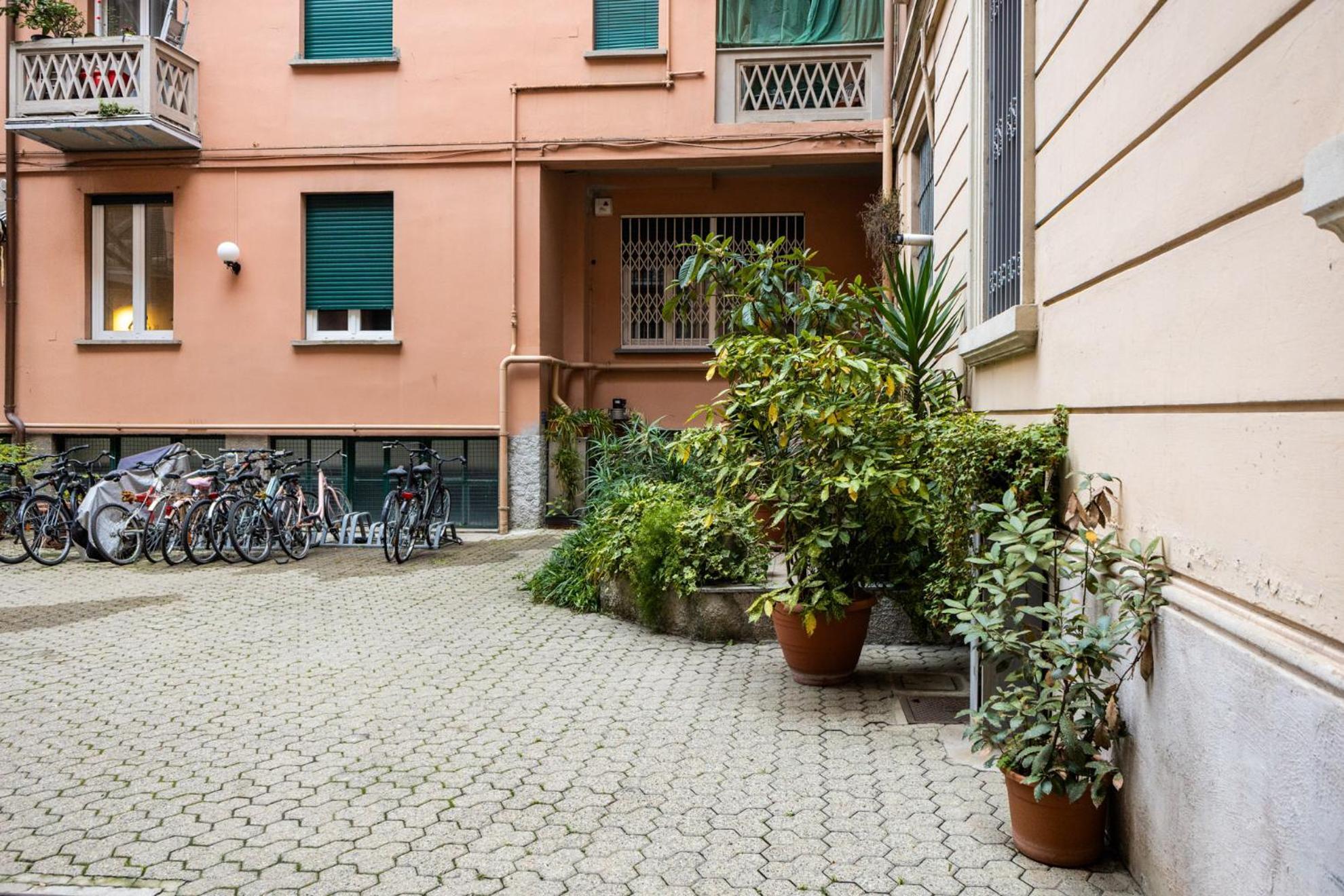 Mi Life 23 -wifi-fiera Apartment