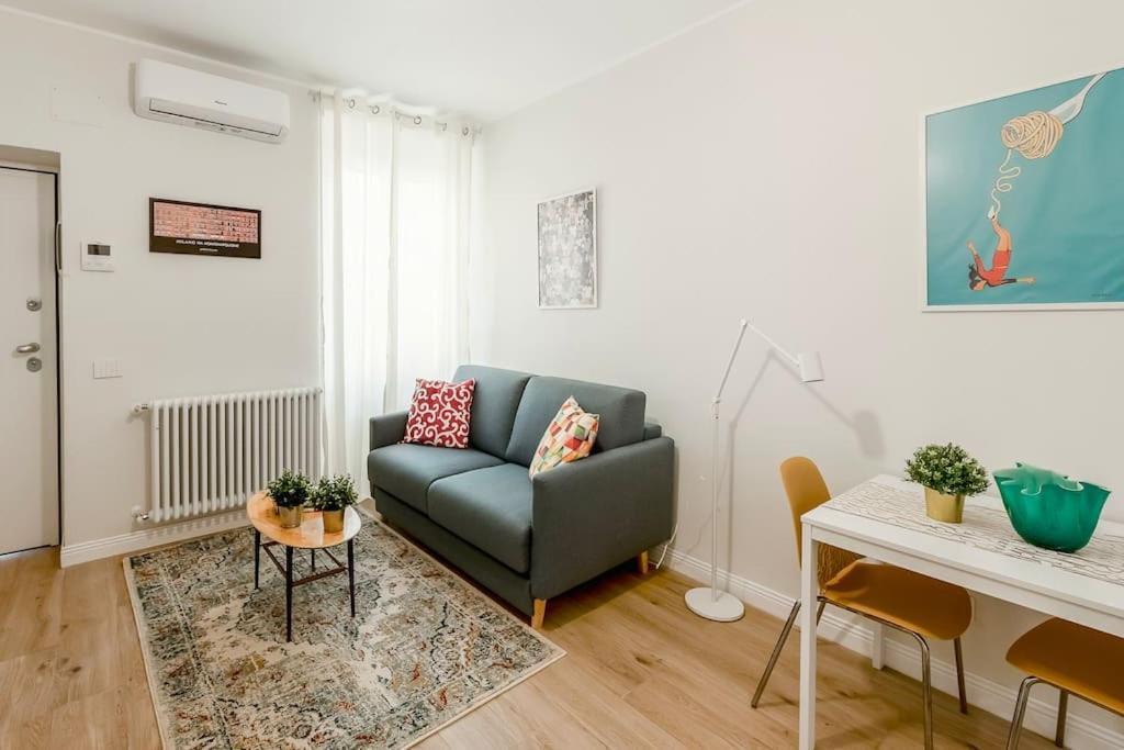 Casa Oriana 2 Centro-metro M1 Apartment *