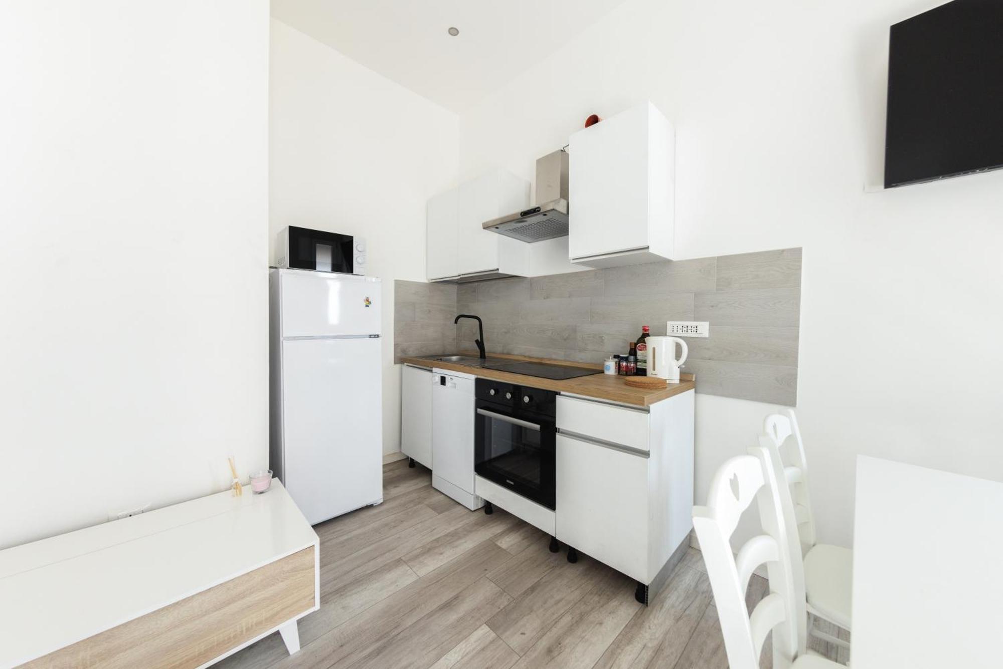 Greenheaven Luxe In Classic Area Apartment Milan