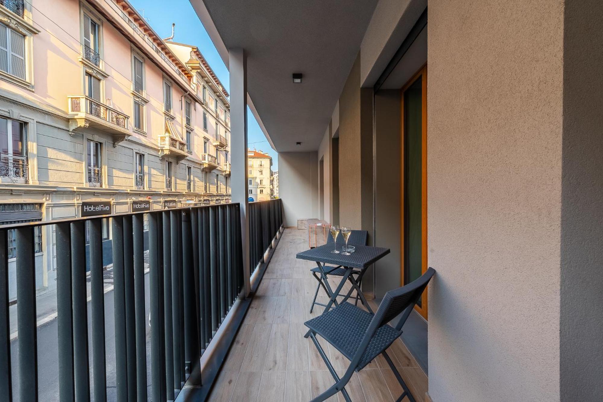 Urban Garden Flat In Modern Style Milão
