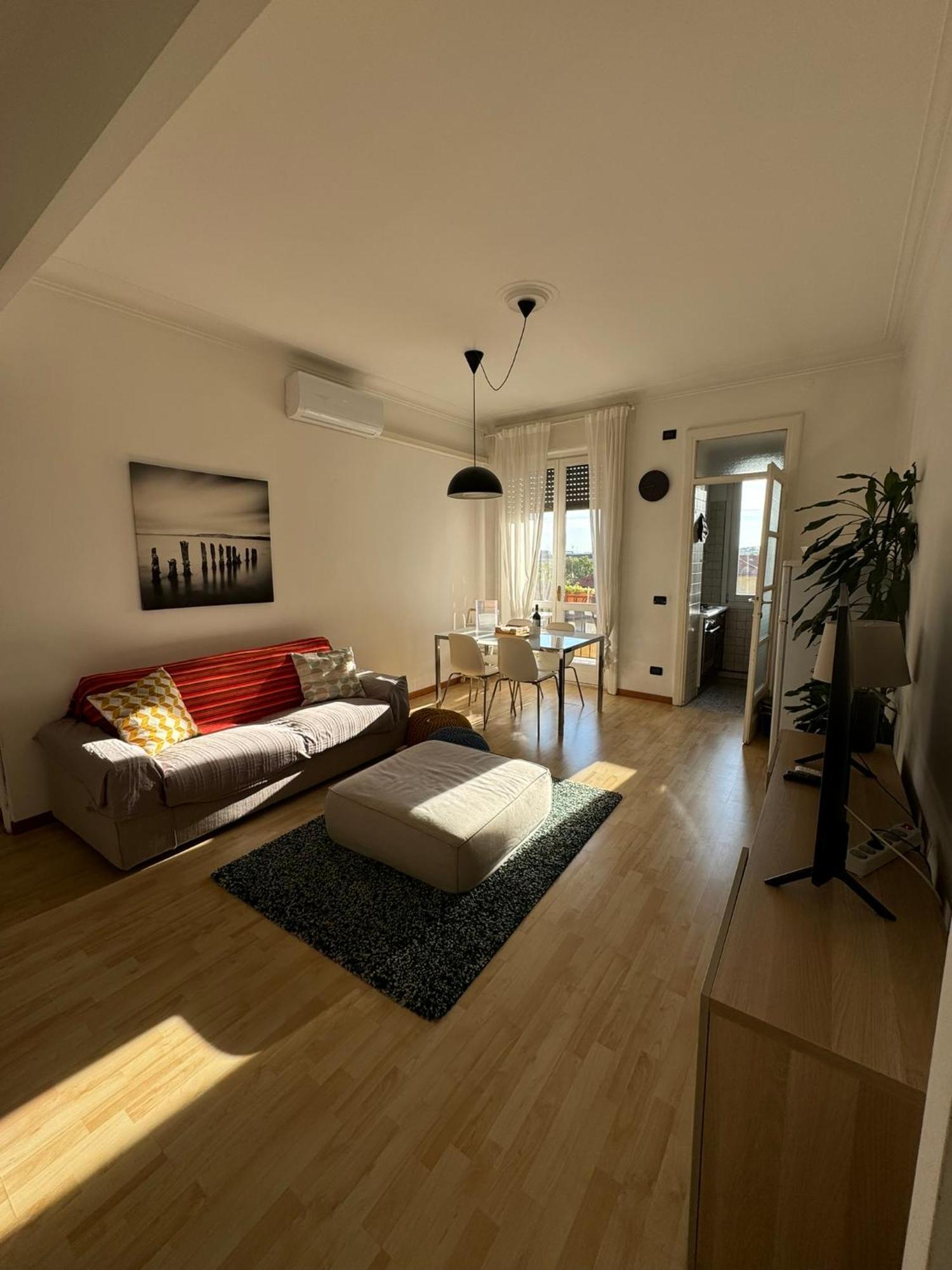 Apartment Trilocale Con Due Balconi A Isola Porta Nuova *