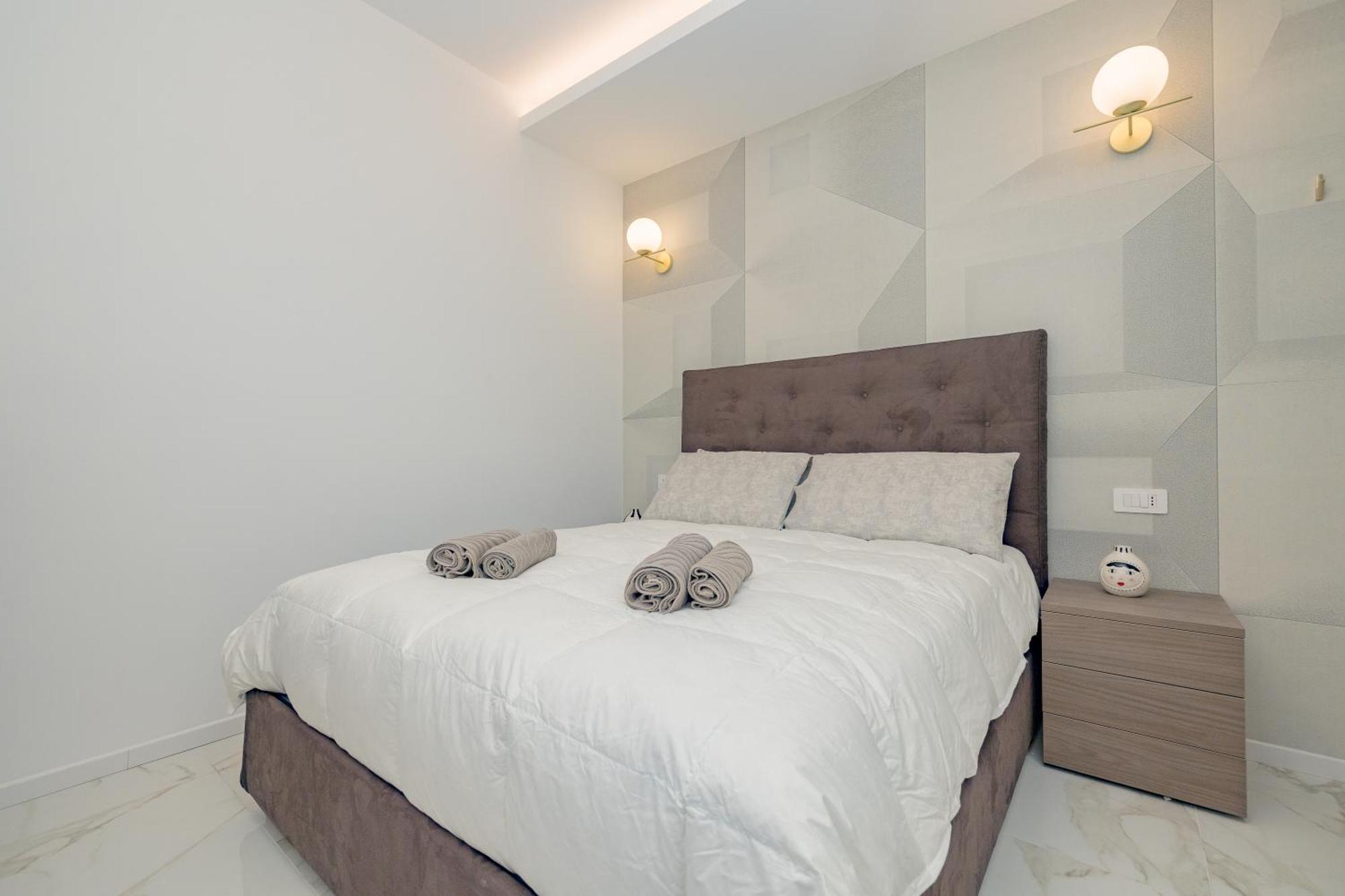 1co4 - Duomo - Luxurious And - Apartamento *
