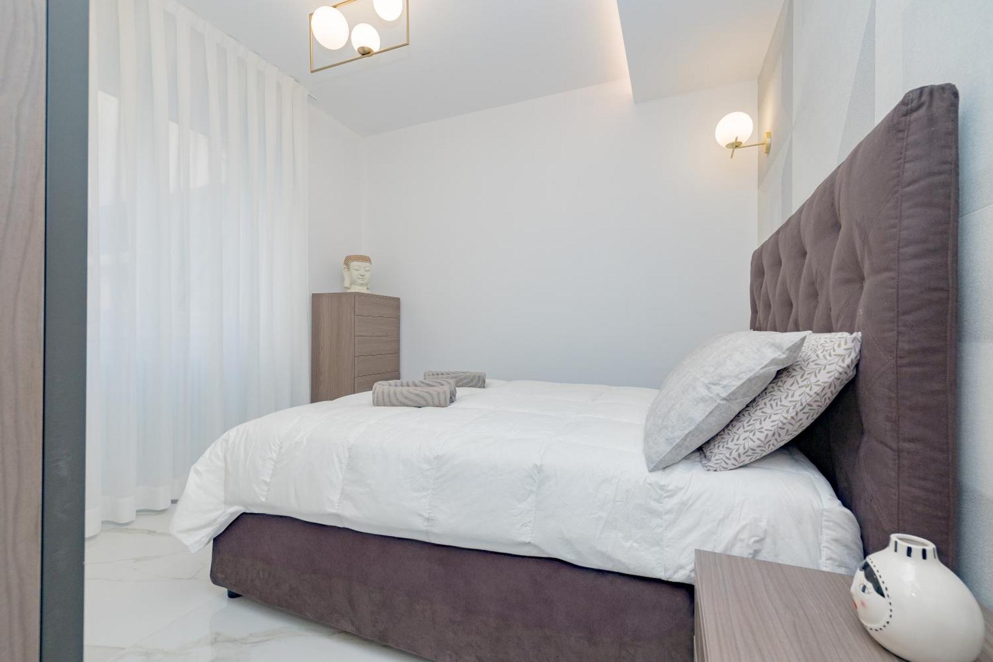 1co4 - Duomo - Luxurious And - Milão