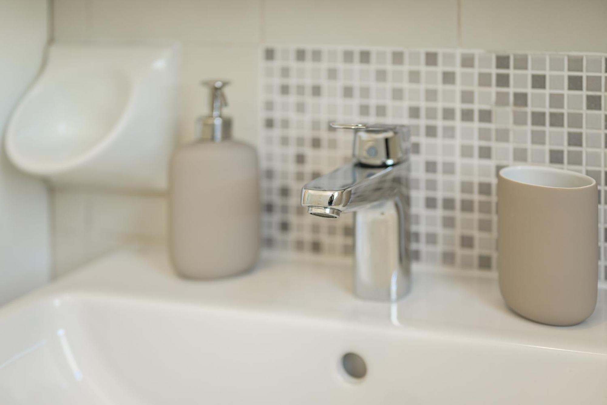 Elegante Attico Con Terrazzo Esclusivo *