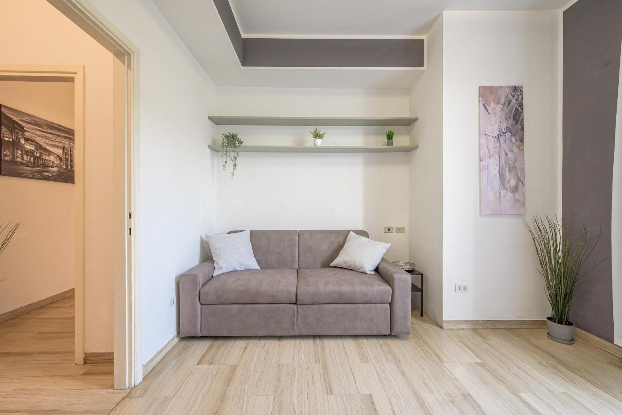 Elegante Attico Con Terrazzo Esclusivo