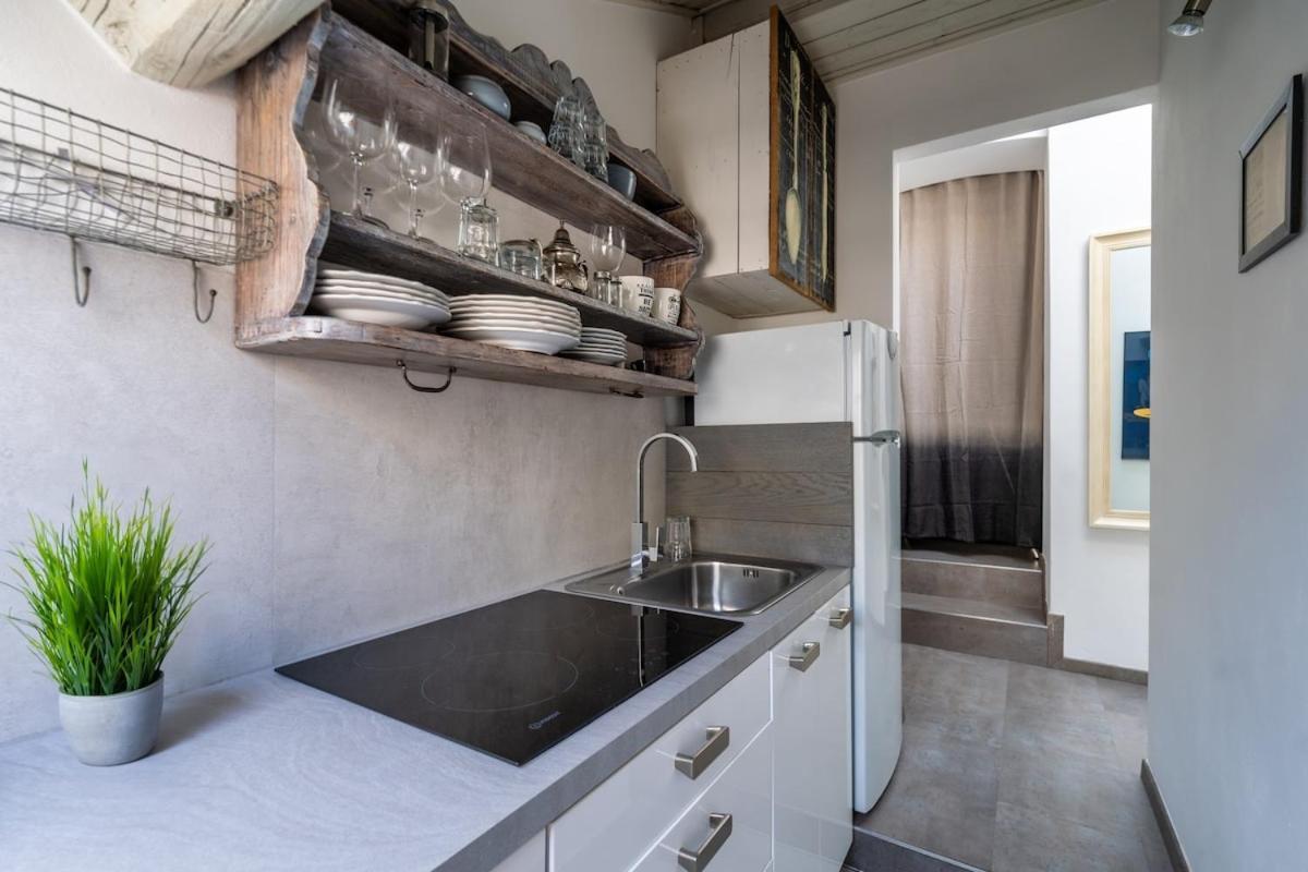 Apartment Duomo 15 Min M3 Bocconi Navigli Luxury Loft